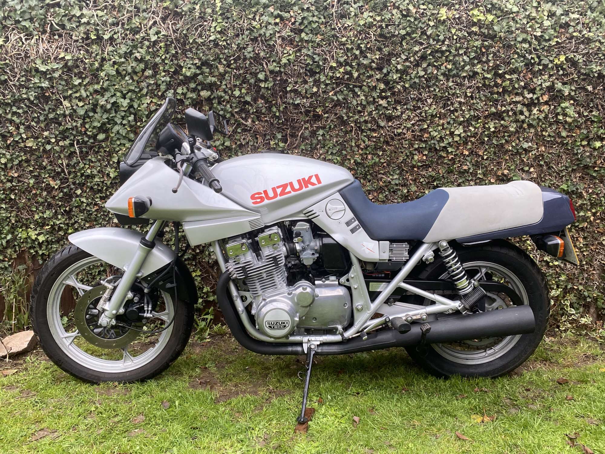 1982 Suzuki GSX1000 SZ Katana 997cc-Auction Lot