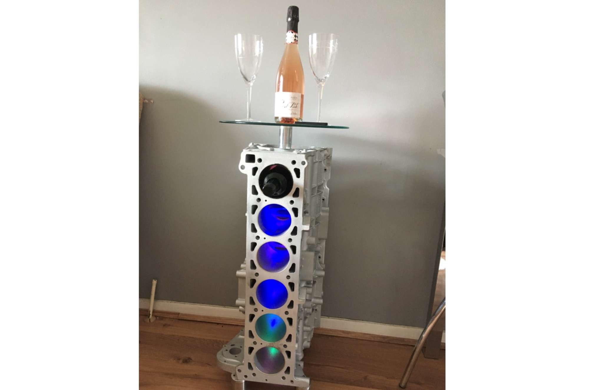 Jagoar XJ-S Illom  aded W  e Ralk-Sold      d