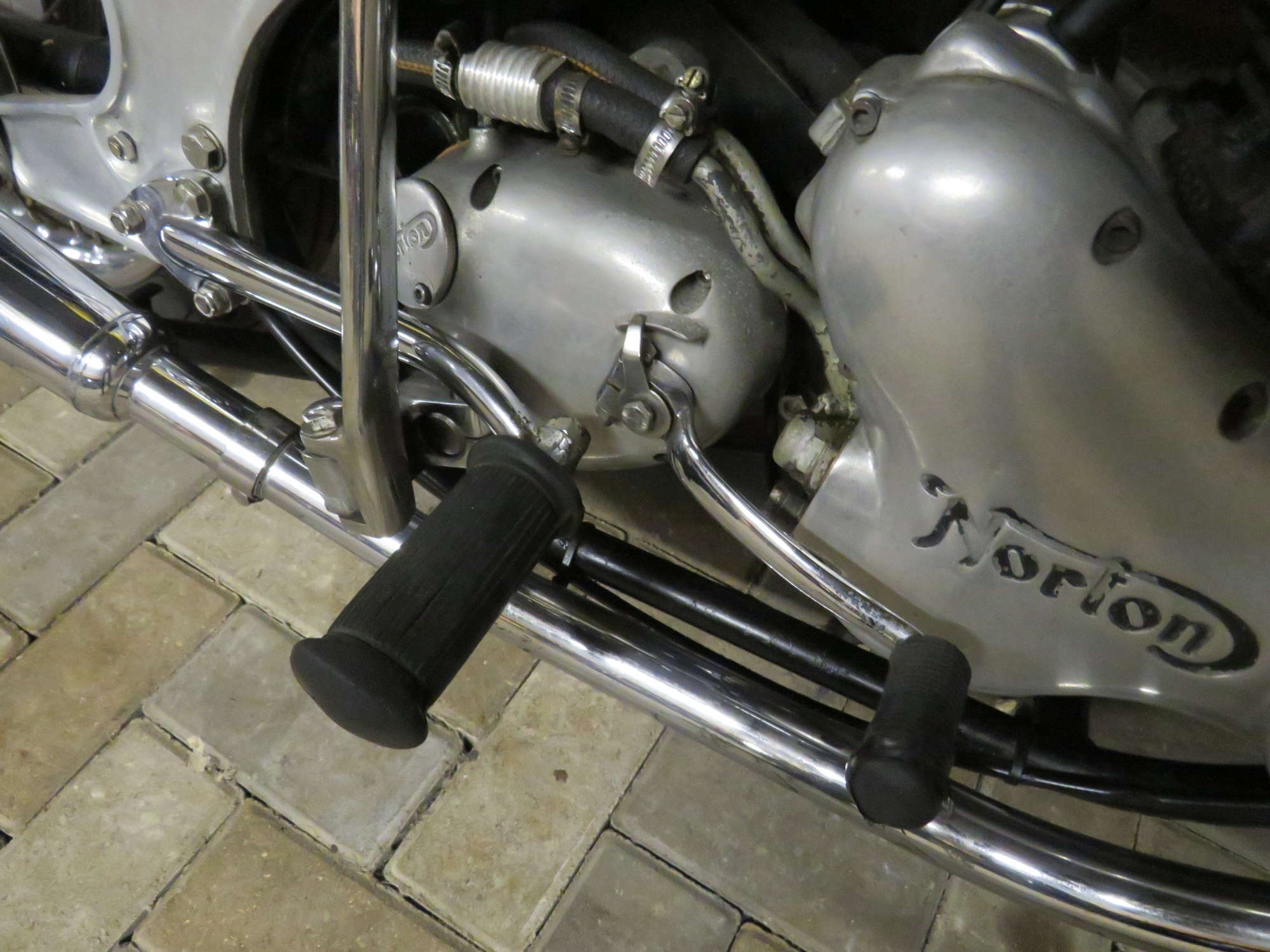 1973 Norton Commando 850 828cc-Sold