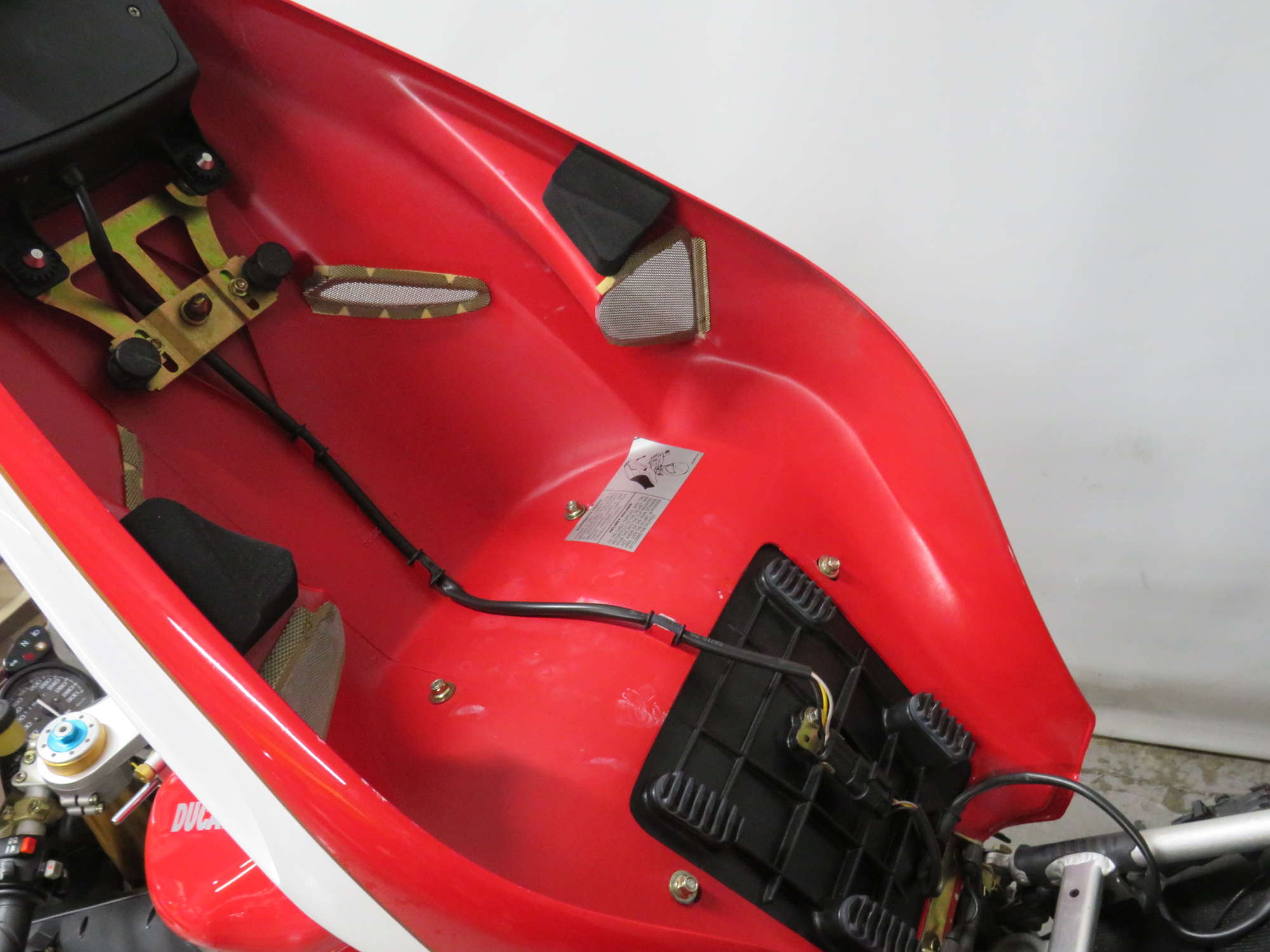 2001 Ducati 996 SPS FR2 996cc-Auction Lot