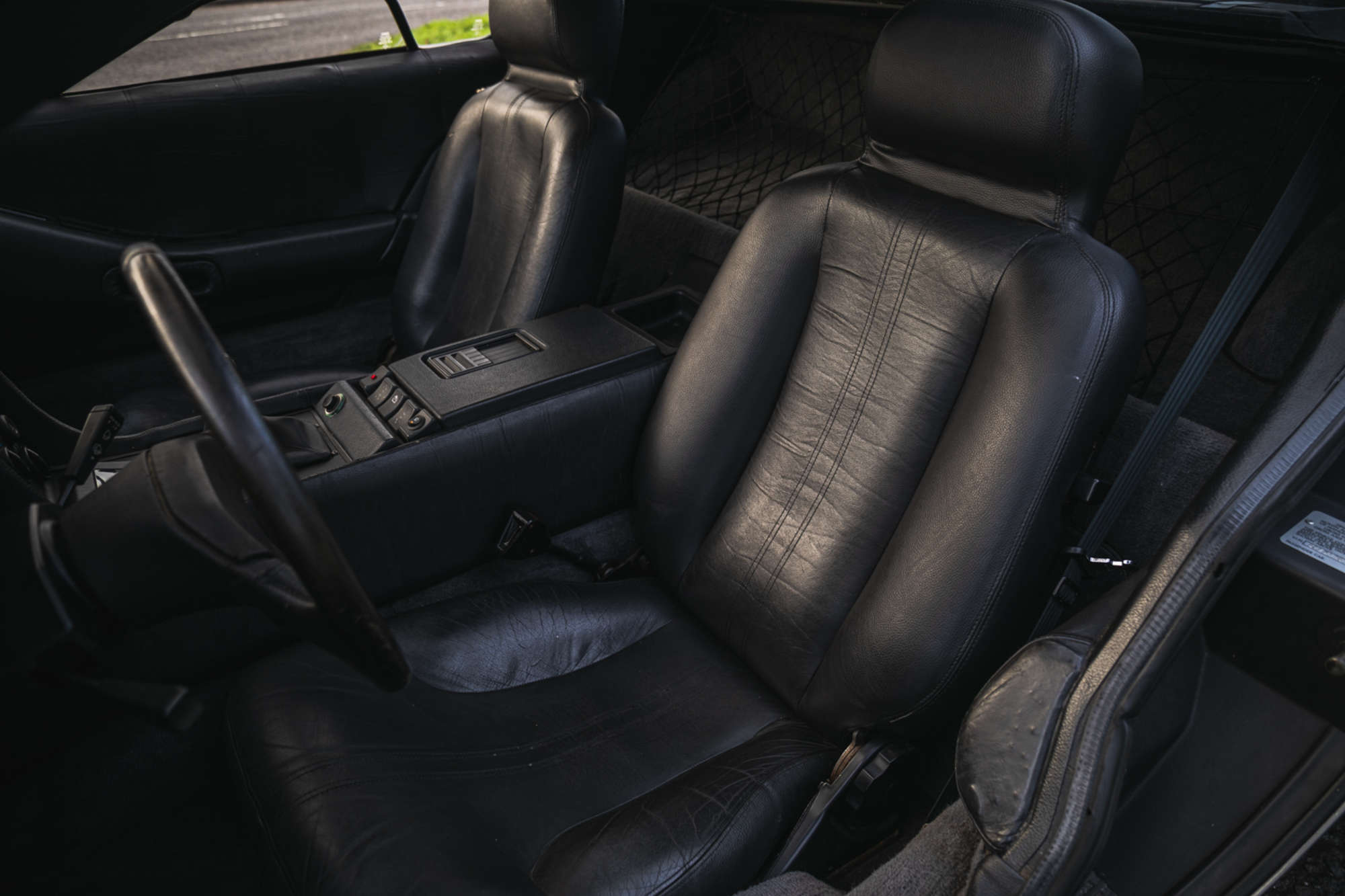 1981 DeLorean DMC-12 - Manual-Auction Lot