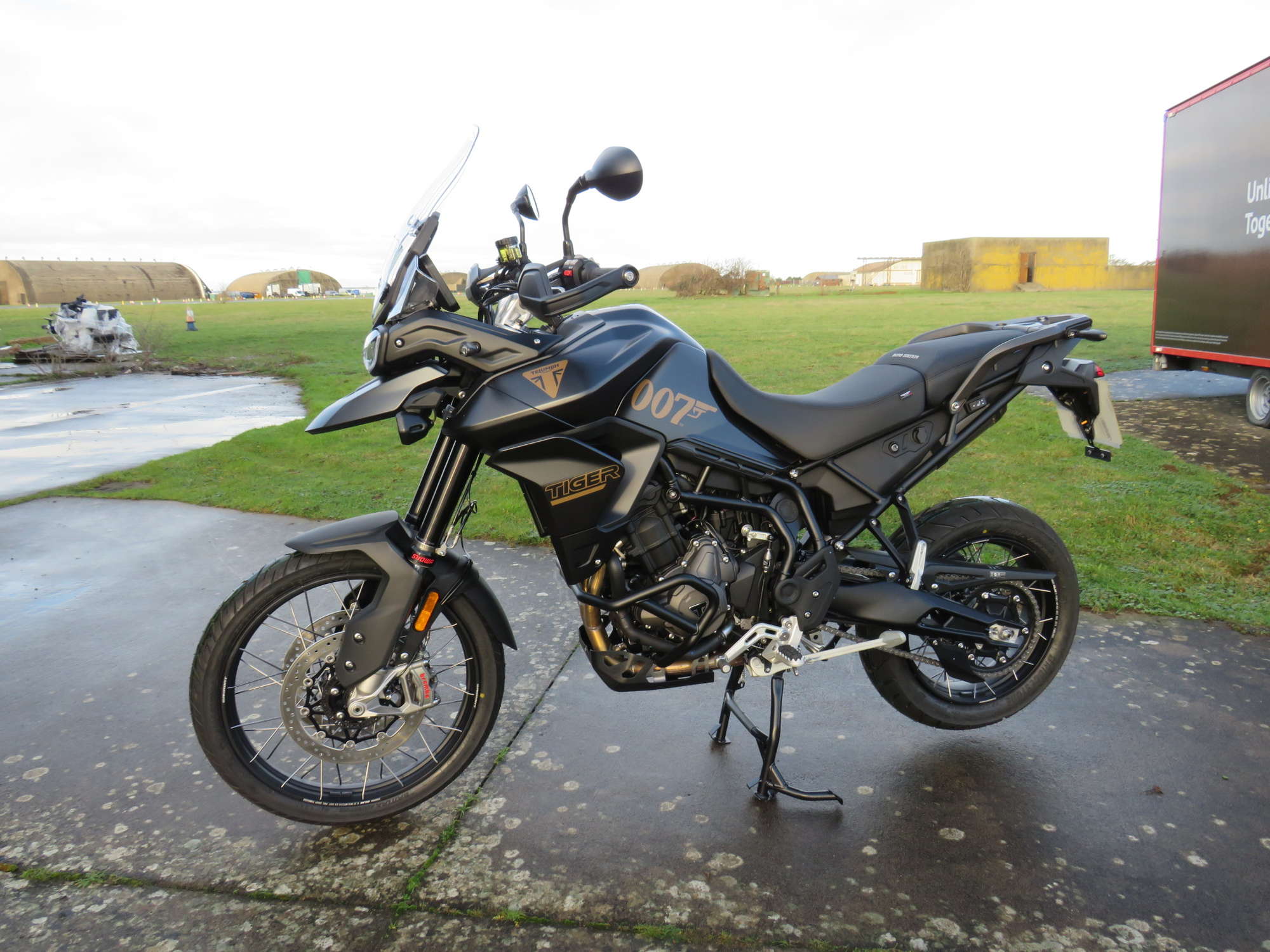 2022 Triumph Tiger 900 Bond Edition 888cc-Auction Lot