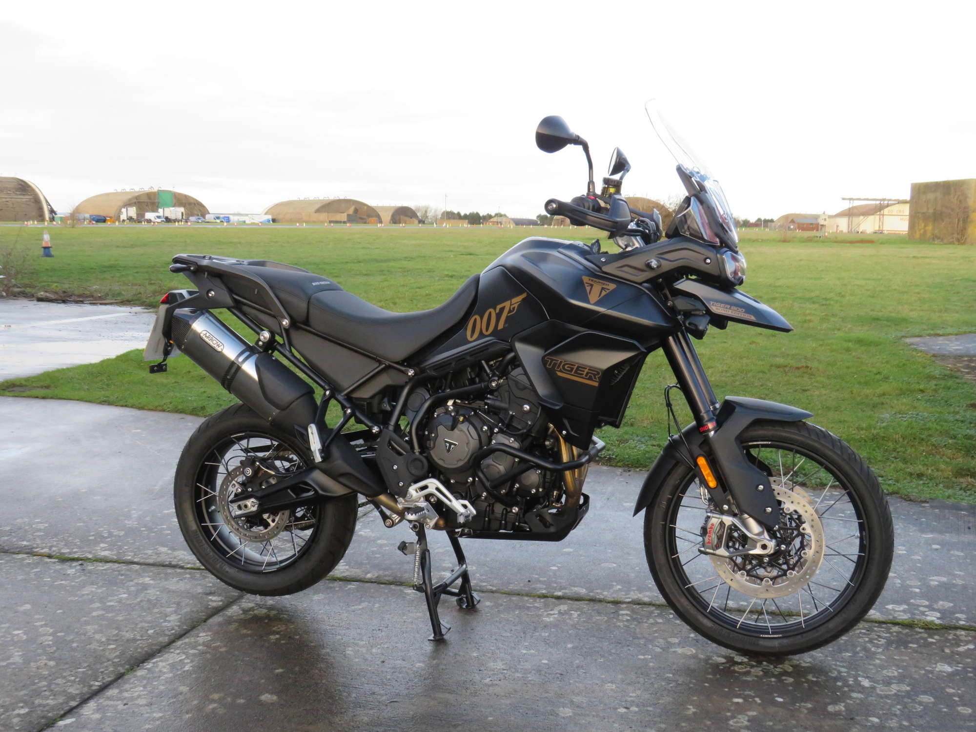 2022 Triumph Tiger 900 Bond Edition 888cc-Auction Lot