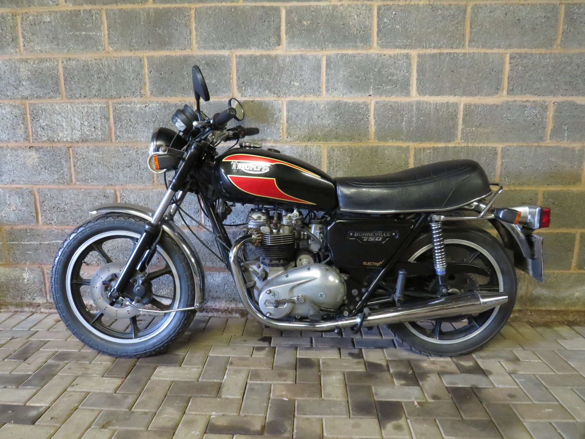1982 Triumph T140ES Electro Bonneville 744cc-Sold
