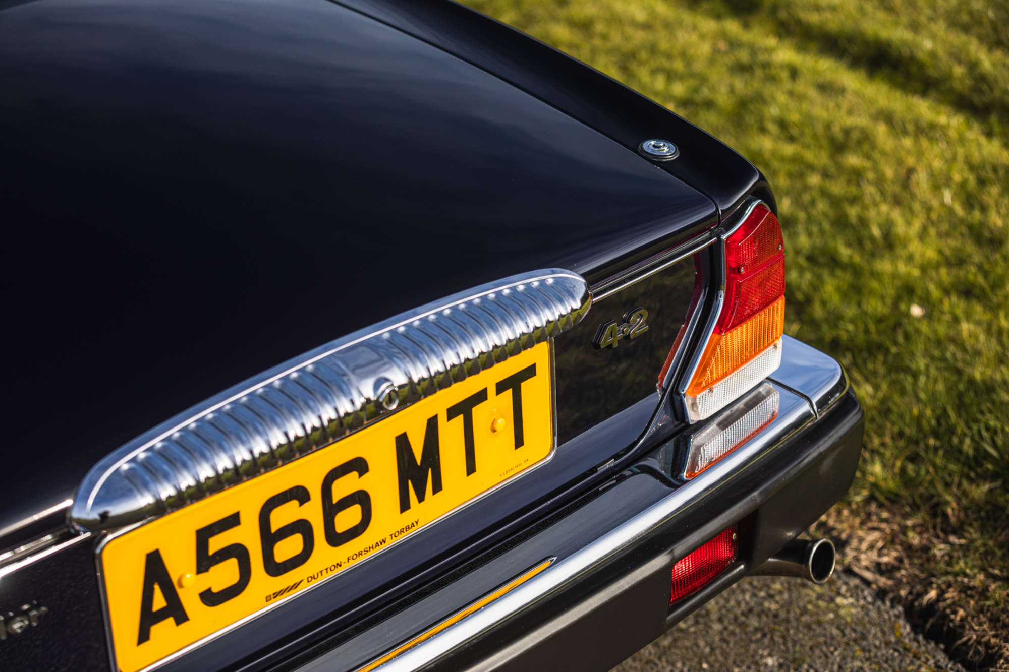 1983 Daimler Sovereign 4.2-Litre Vanden Plas - 7,700 miles-Auction Lot