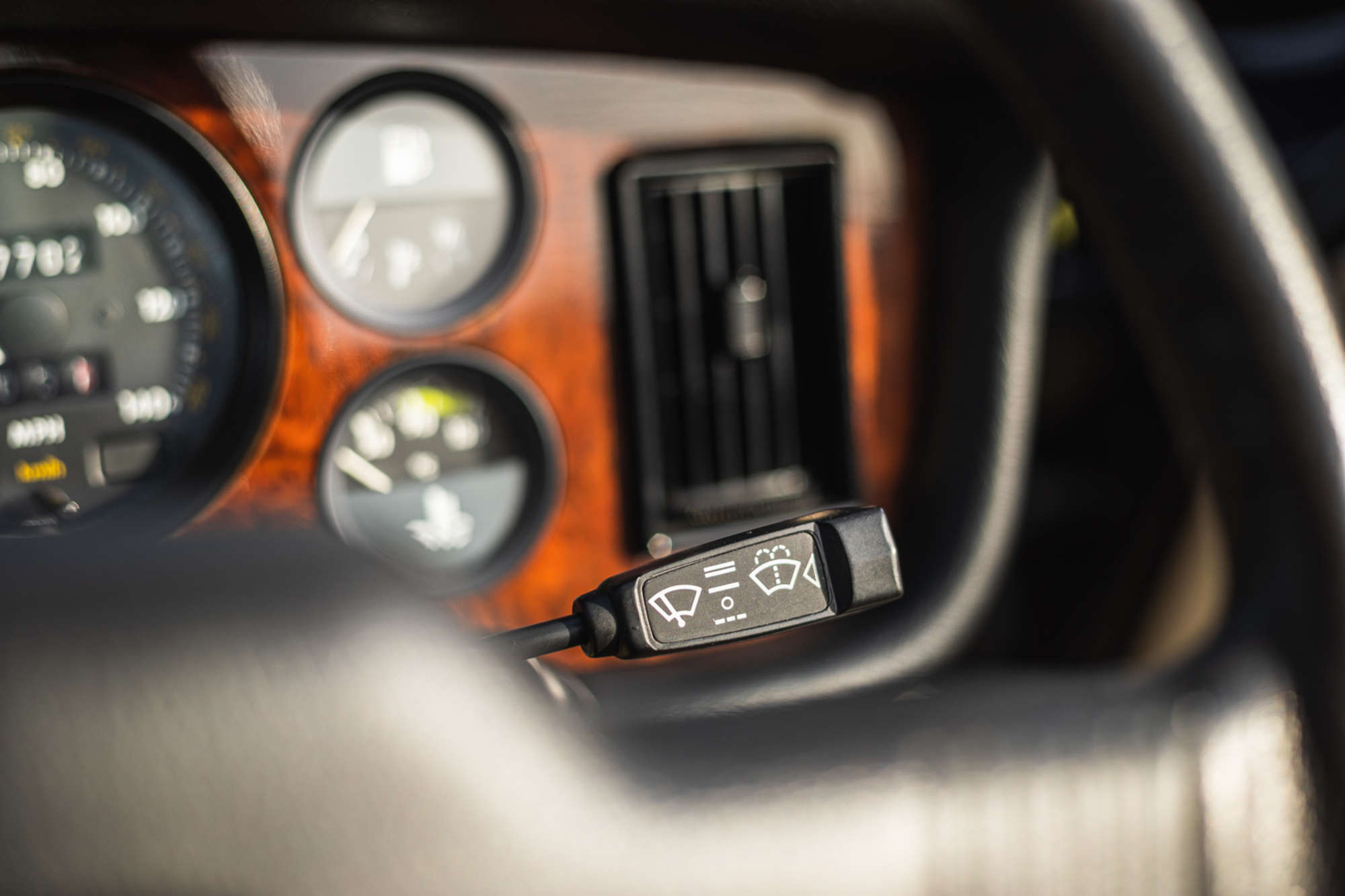 1983 Daimler Sovereign 4.2-Litre Vanden Plas - 7,700 miles-Auction Lot