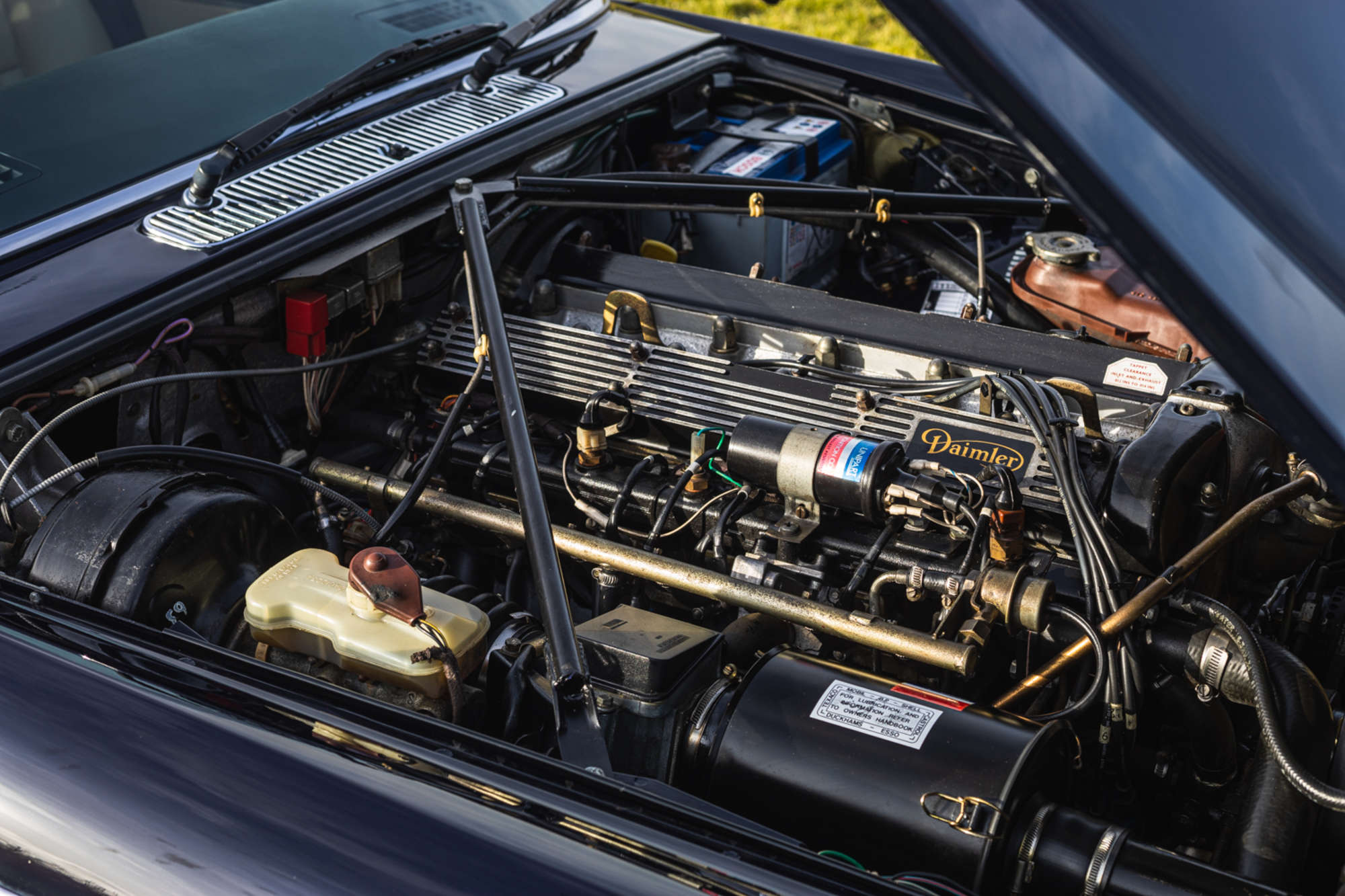 1983 Daimler Sovereign 4.2-Litre Vanden Plas - 7,700 miles-Auction Lot