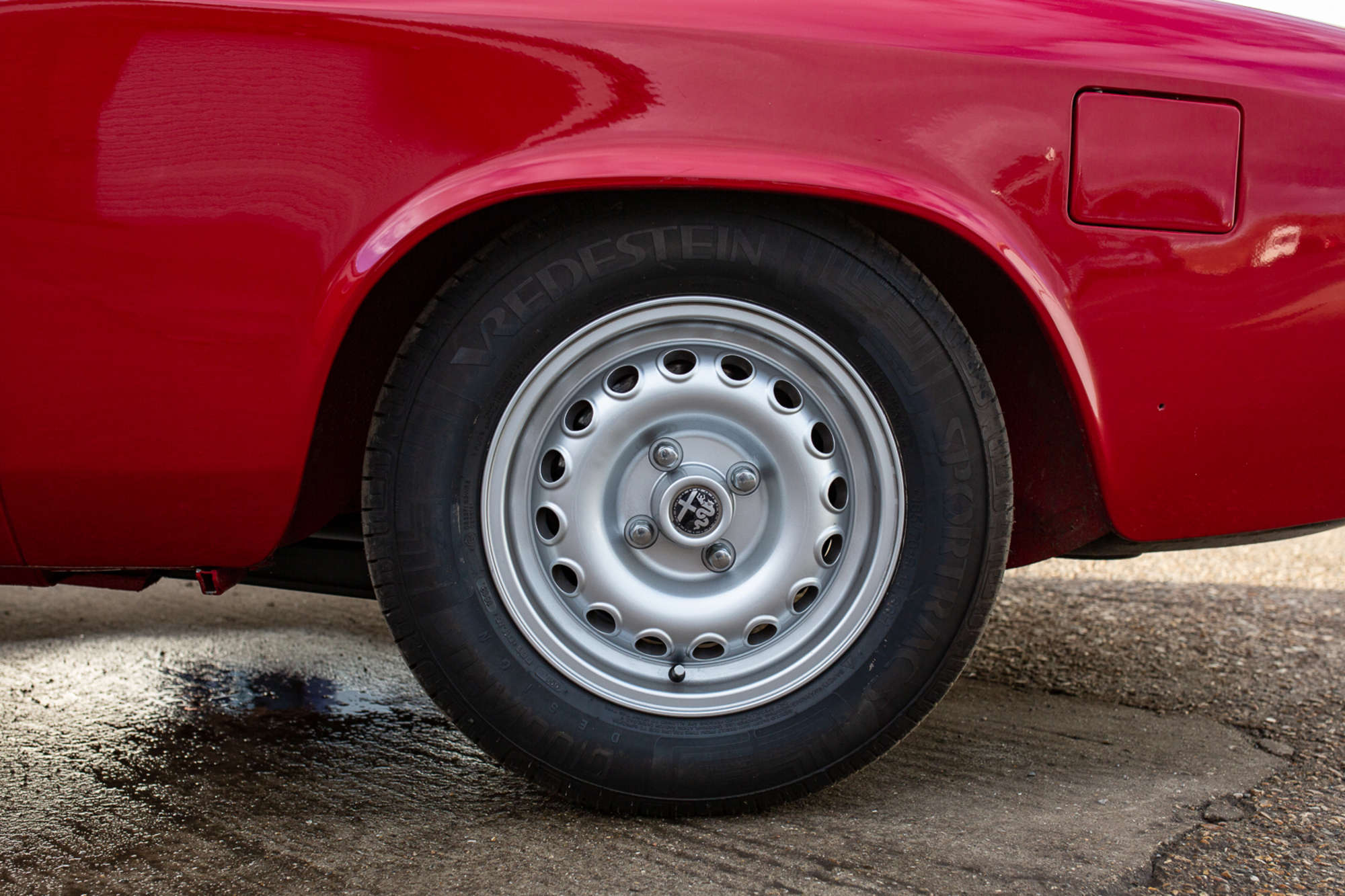 1965 Alfa Romeo Giulia Sprint GT-Sold