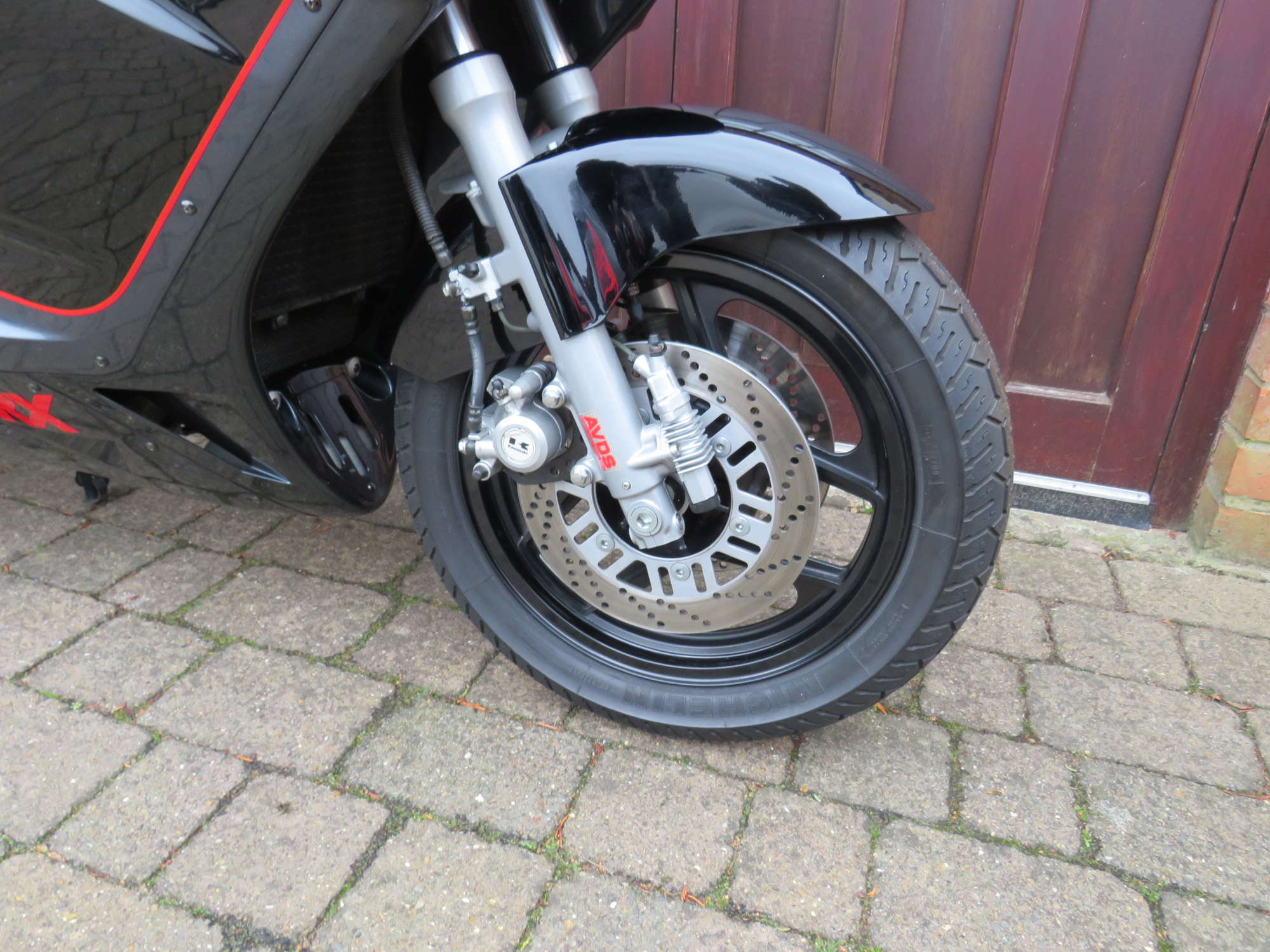 1987 Kawasaki GPZ1000RX 997cc-Sold