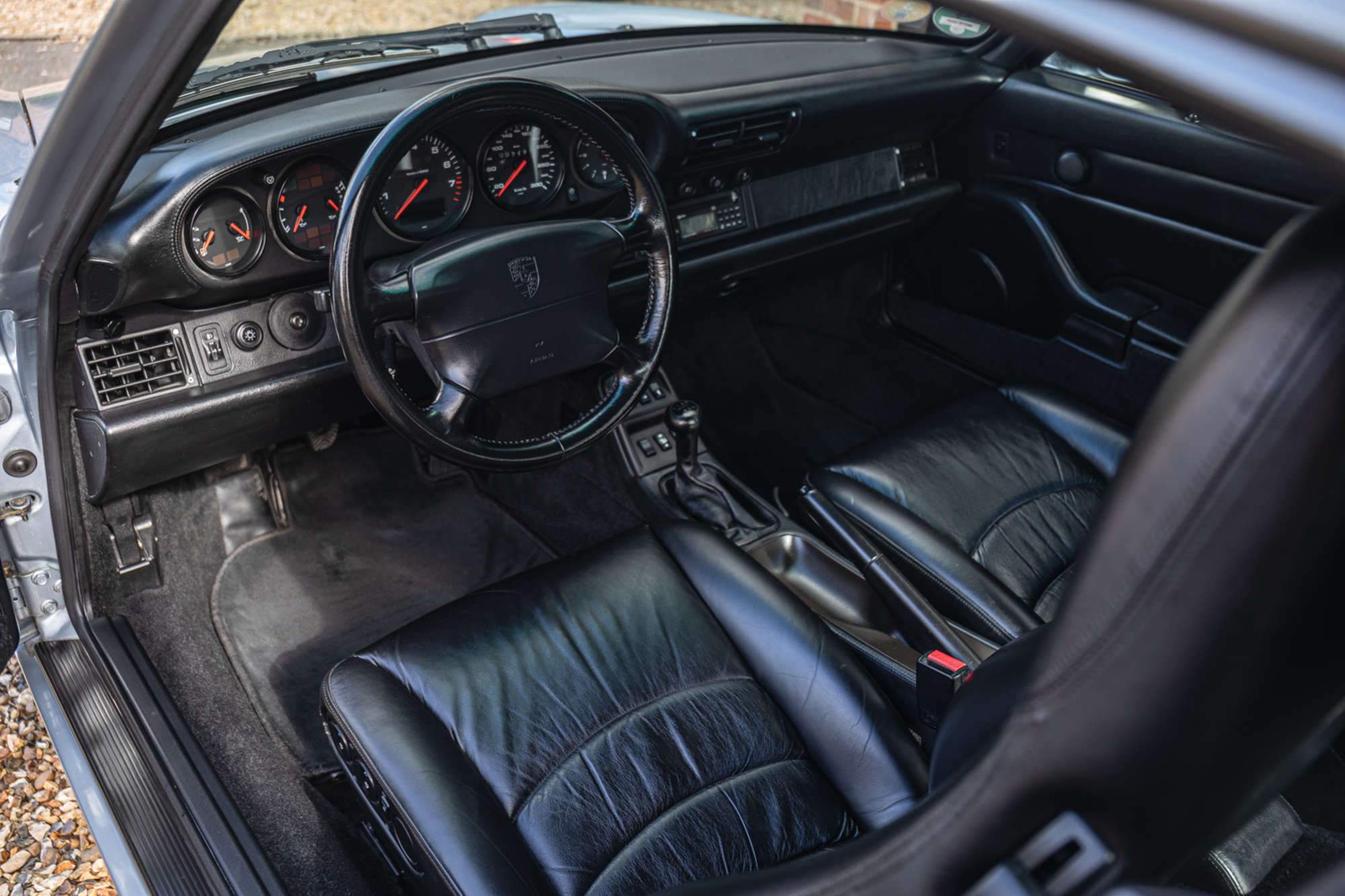 1995 Porsche 911 (993) Carrera 2-Sold