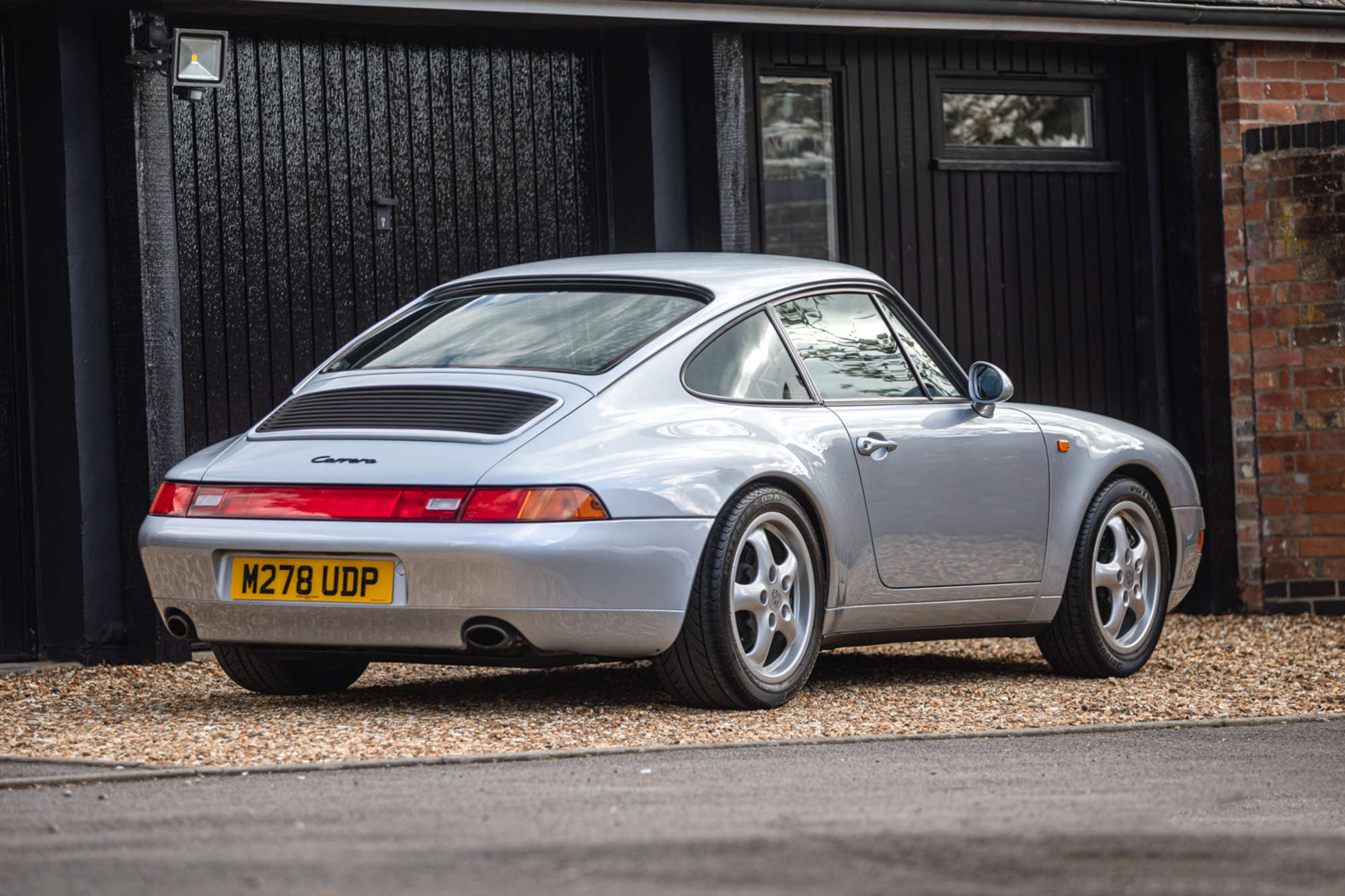 1995 Porsche 911 (993) Carrera 2-Sold
