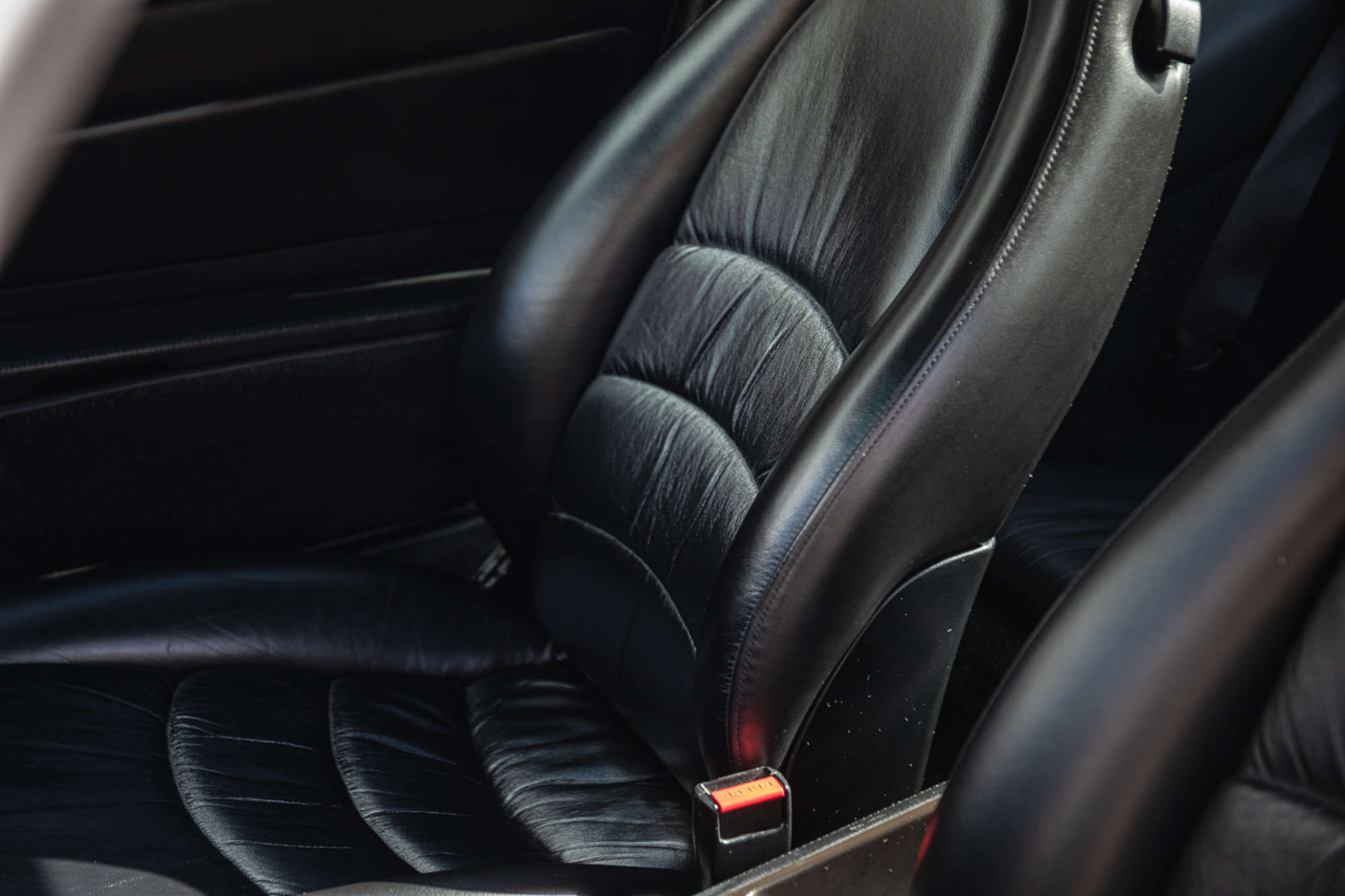 1995 Porsche 911 (993) Carrera 2-Sold