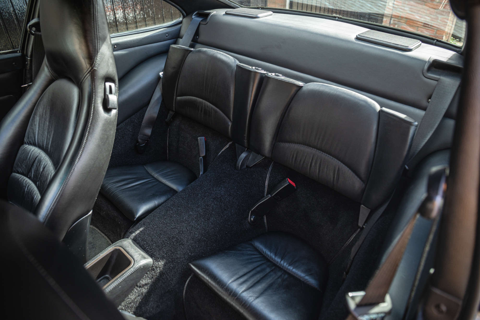 1995 Porsche 911 (993) Carrera 2-Sold