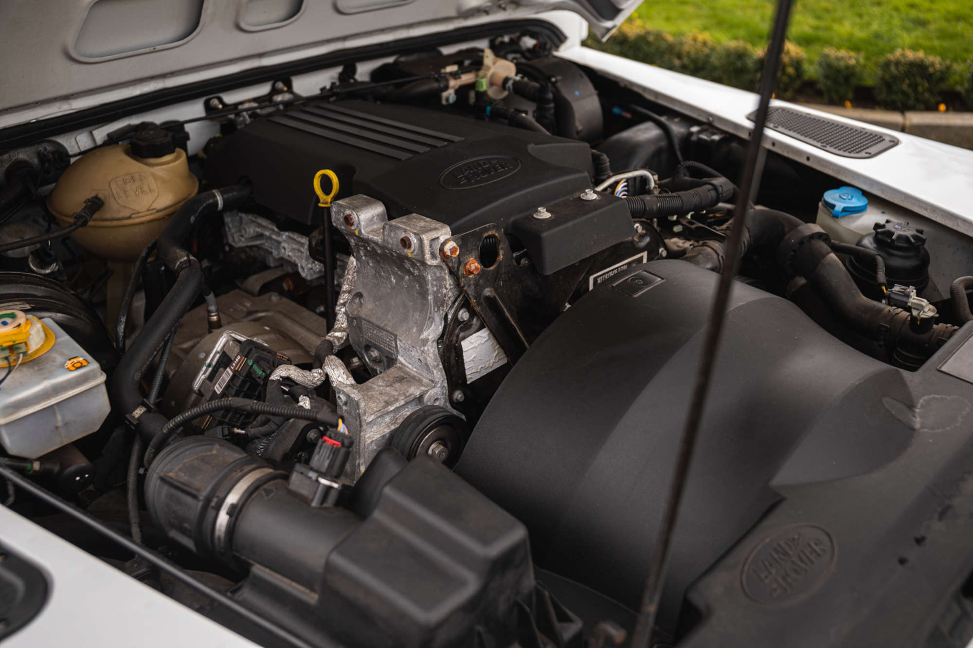 2014 Land Rover Defender 110 2.2-Litre Station Wagon (7-seat-For Sale