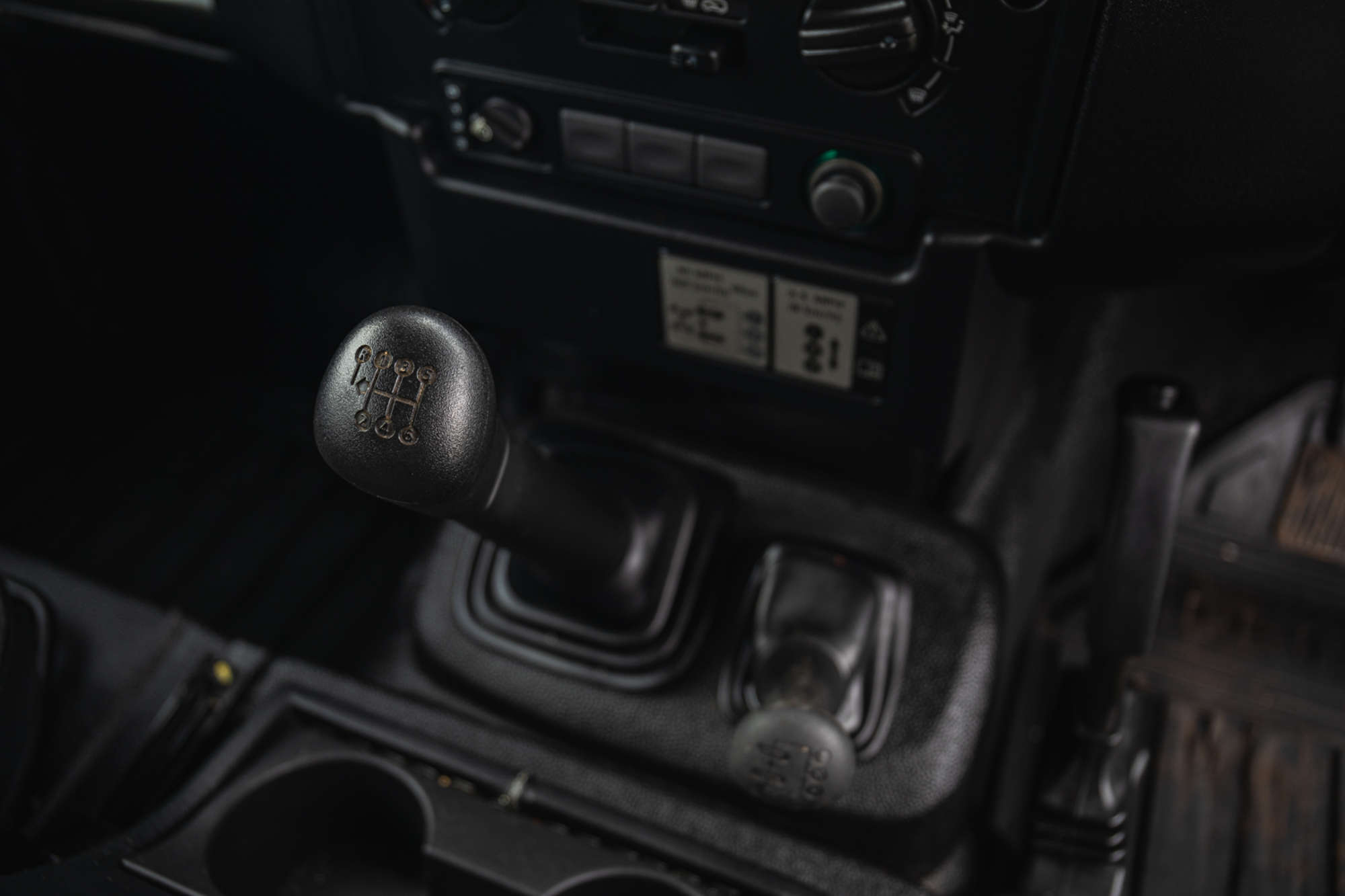 2014 Land Rover Defender 110 2.2-Litre Station Wagon (7-seat-For Sale