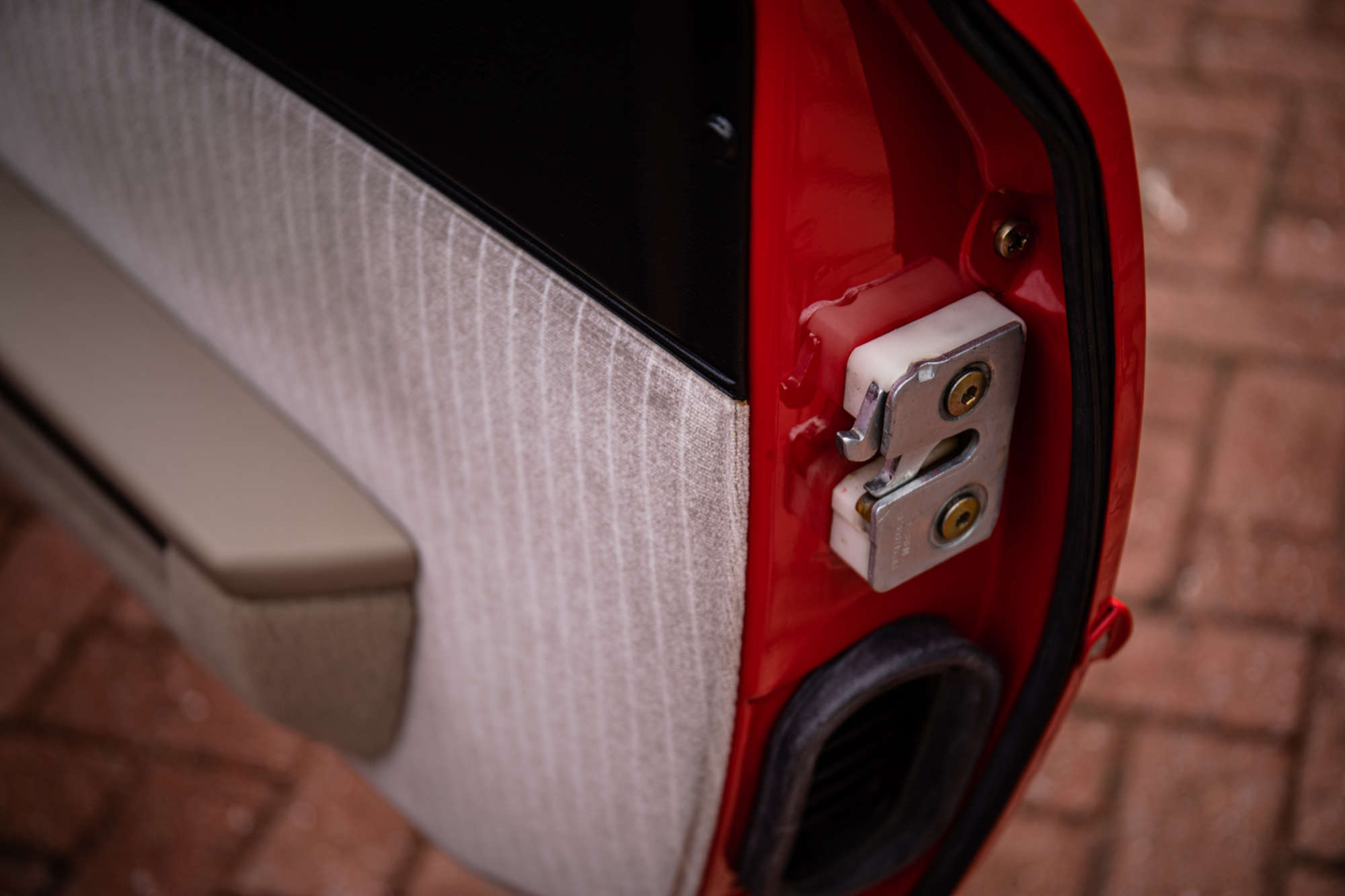 1988 Porsche 944 2.5 Lux – 5,130 Miles -For Sale