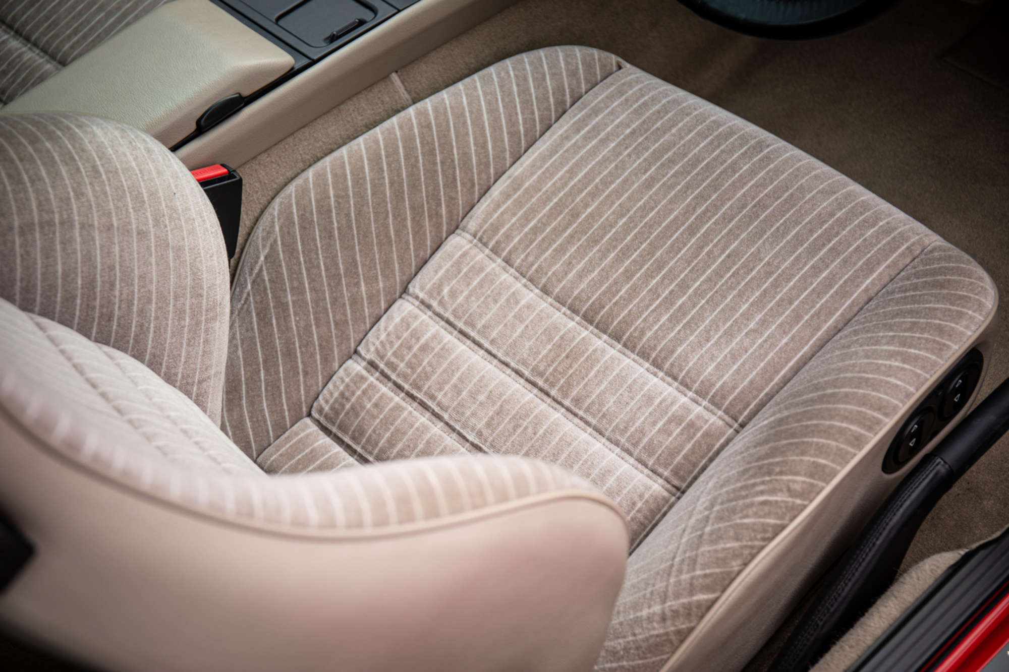 1988 Porsche 944 2.5 Lux – 5,130 Miles -For Sale