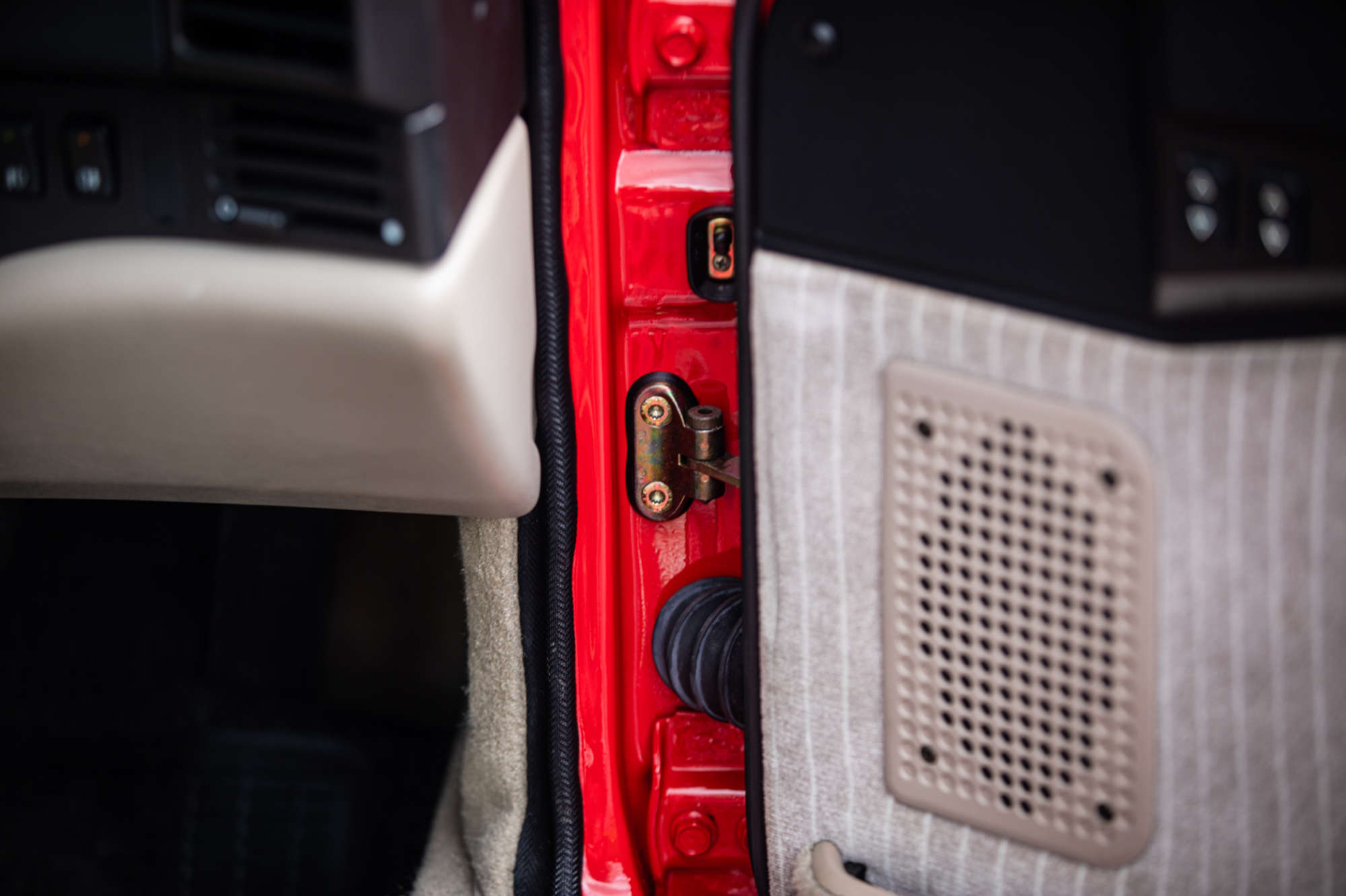 1988 Porsche 944 2.5 Lux – 5,130 Miles -For Sale