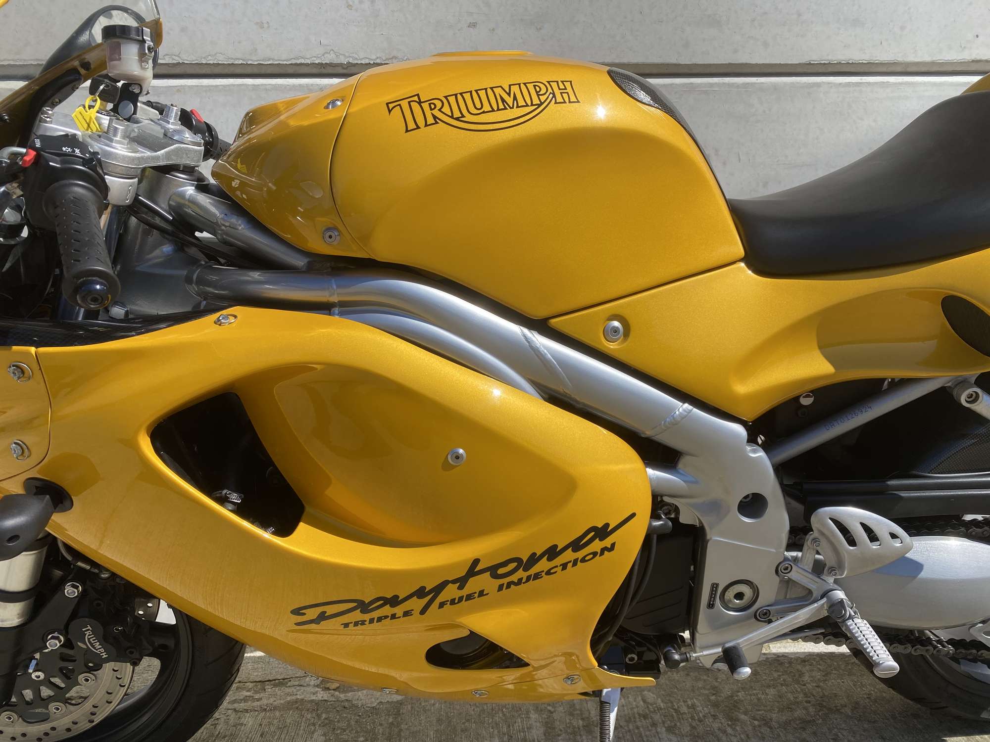 1997 Triumph Daytona T595 955cc-Sold