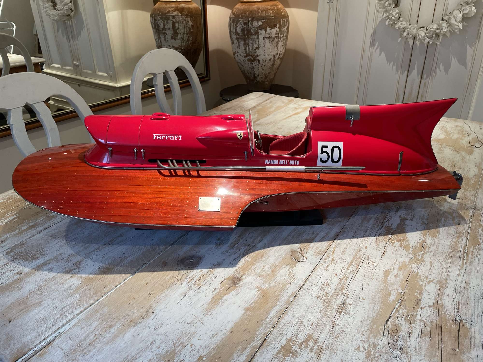 Scale Model of the Ferrari V12-Powered Hydroplane 'Arno XI' 