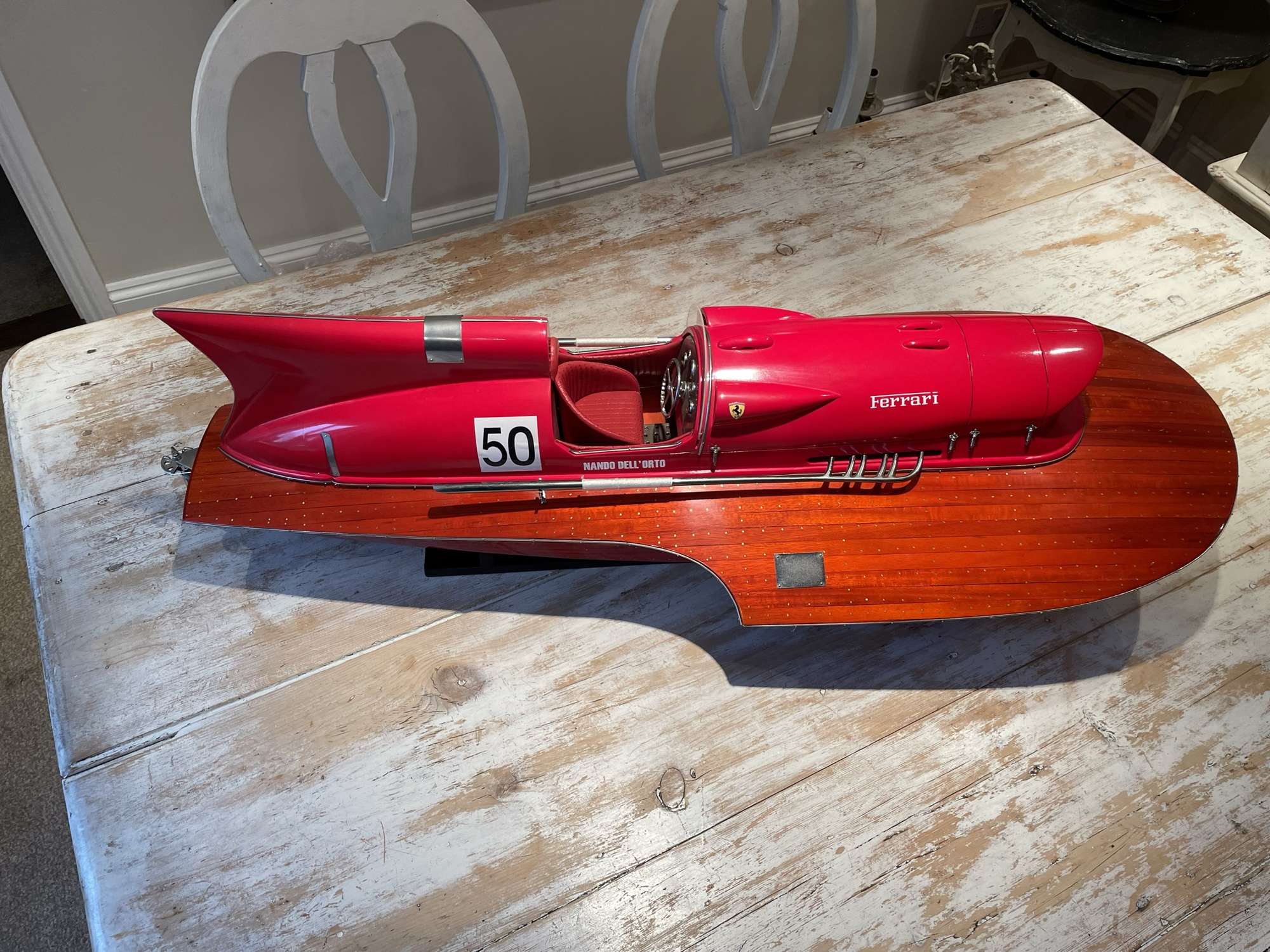 Scale Model of the Ferrari V12-Powered Hydroplane 'Arno XI' 