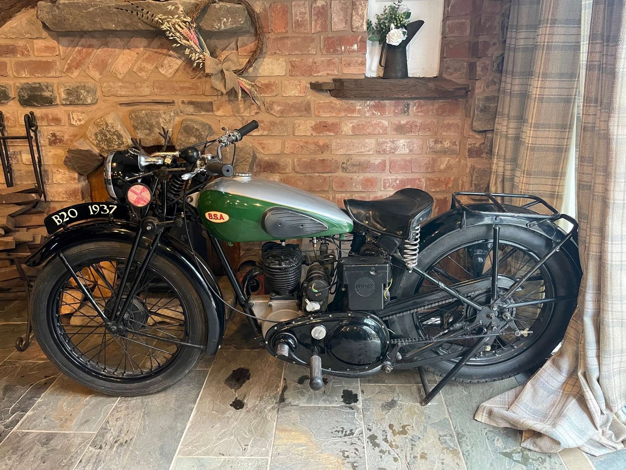 1937 BSA B20 SV 249cc-Sold