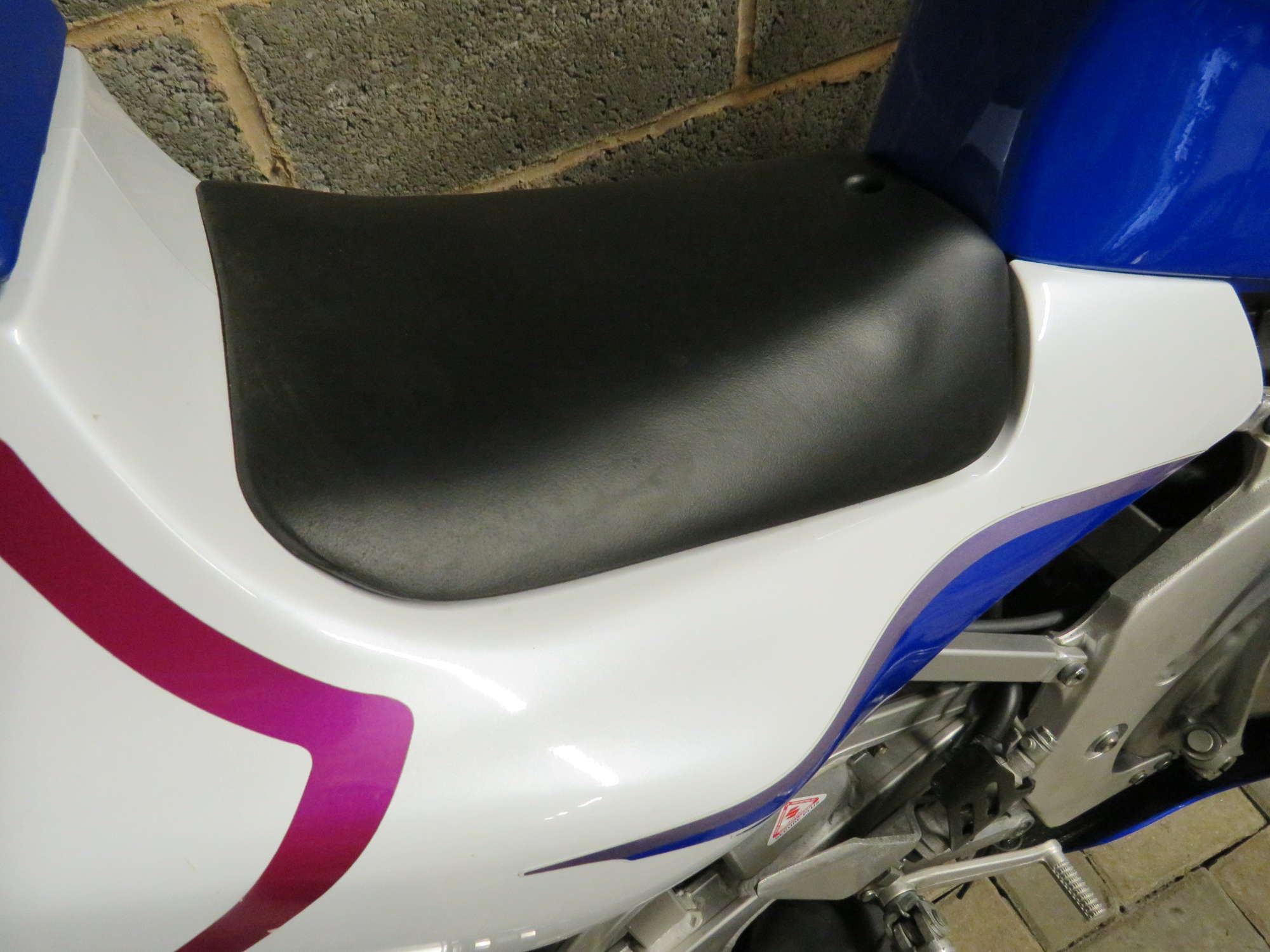 1995 Suzuki RGV250R 249cc-Sold