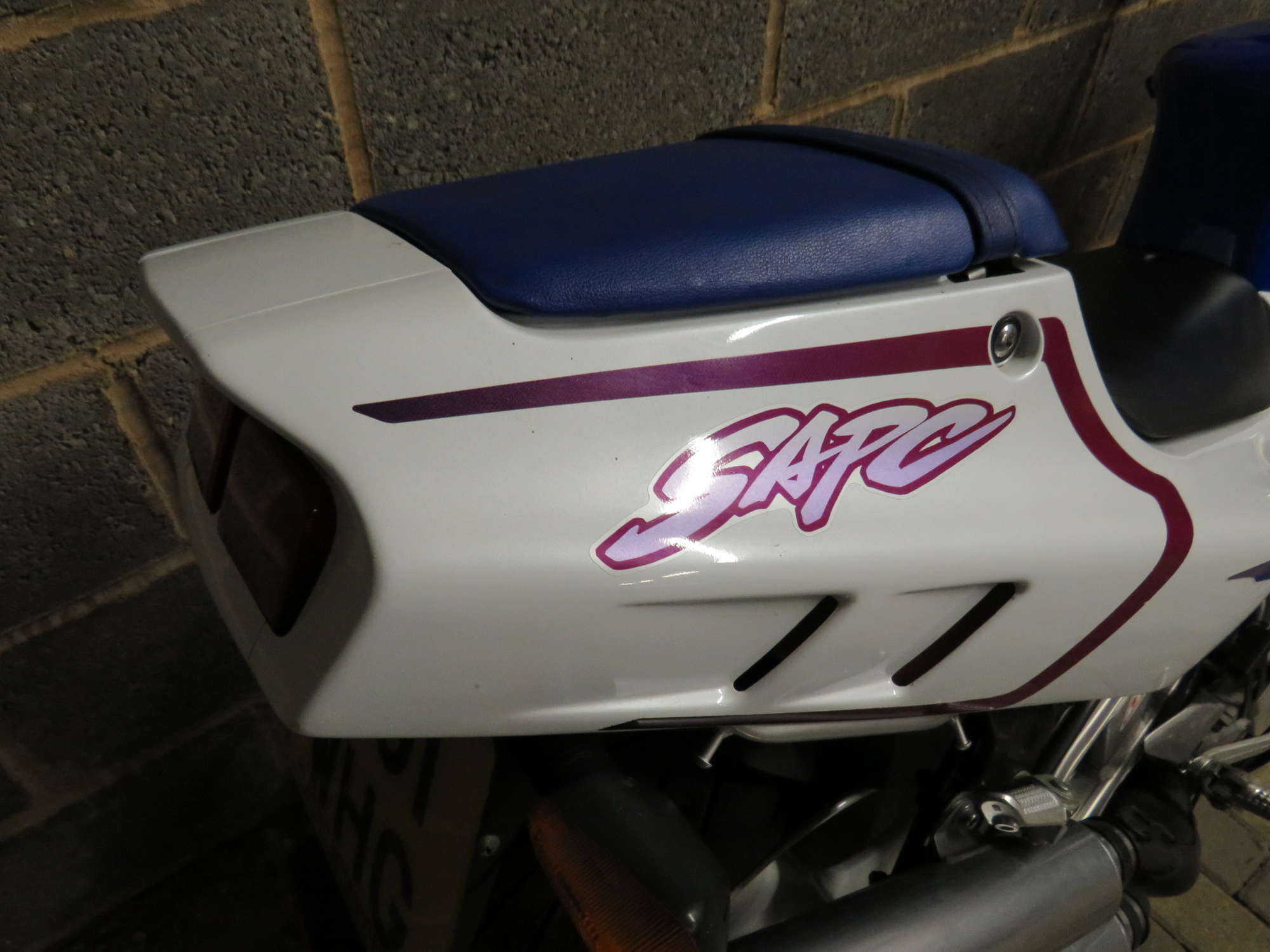 1995 Suzuki RGV250R 249cc-Sold