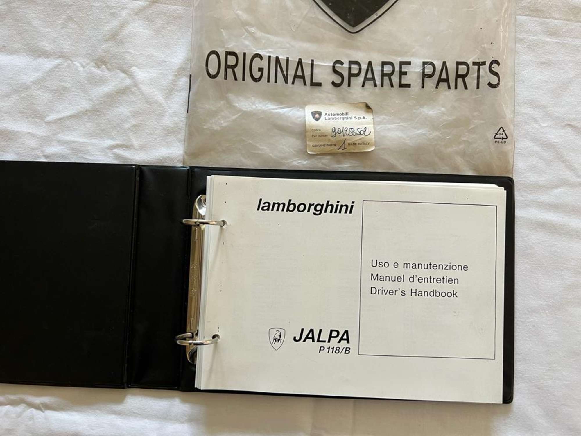 Original Lamborghini Jalpa P 118/B Driver's Handbook