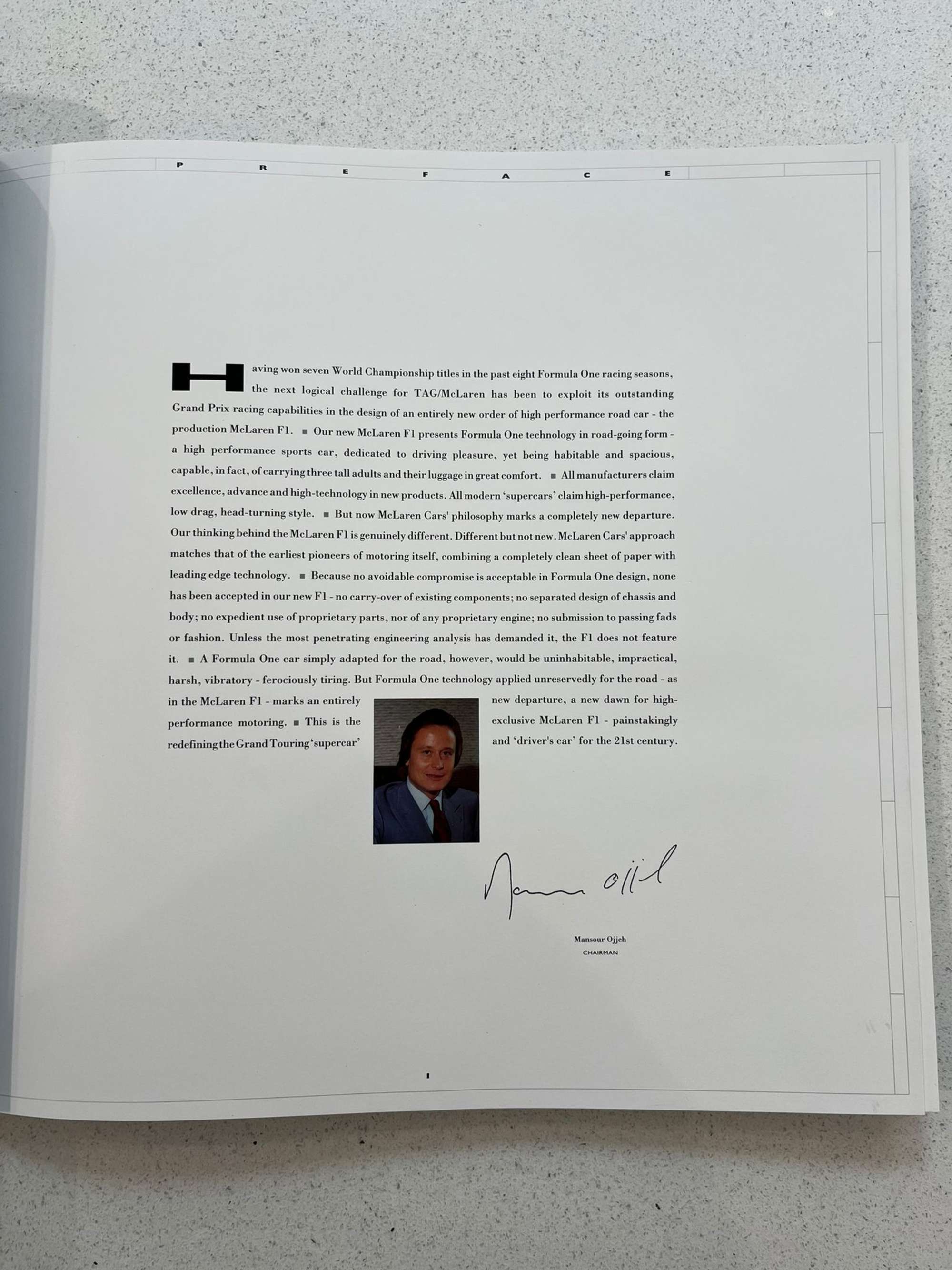 McLaren F1 1992 Launch Brochure in Paperback 