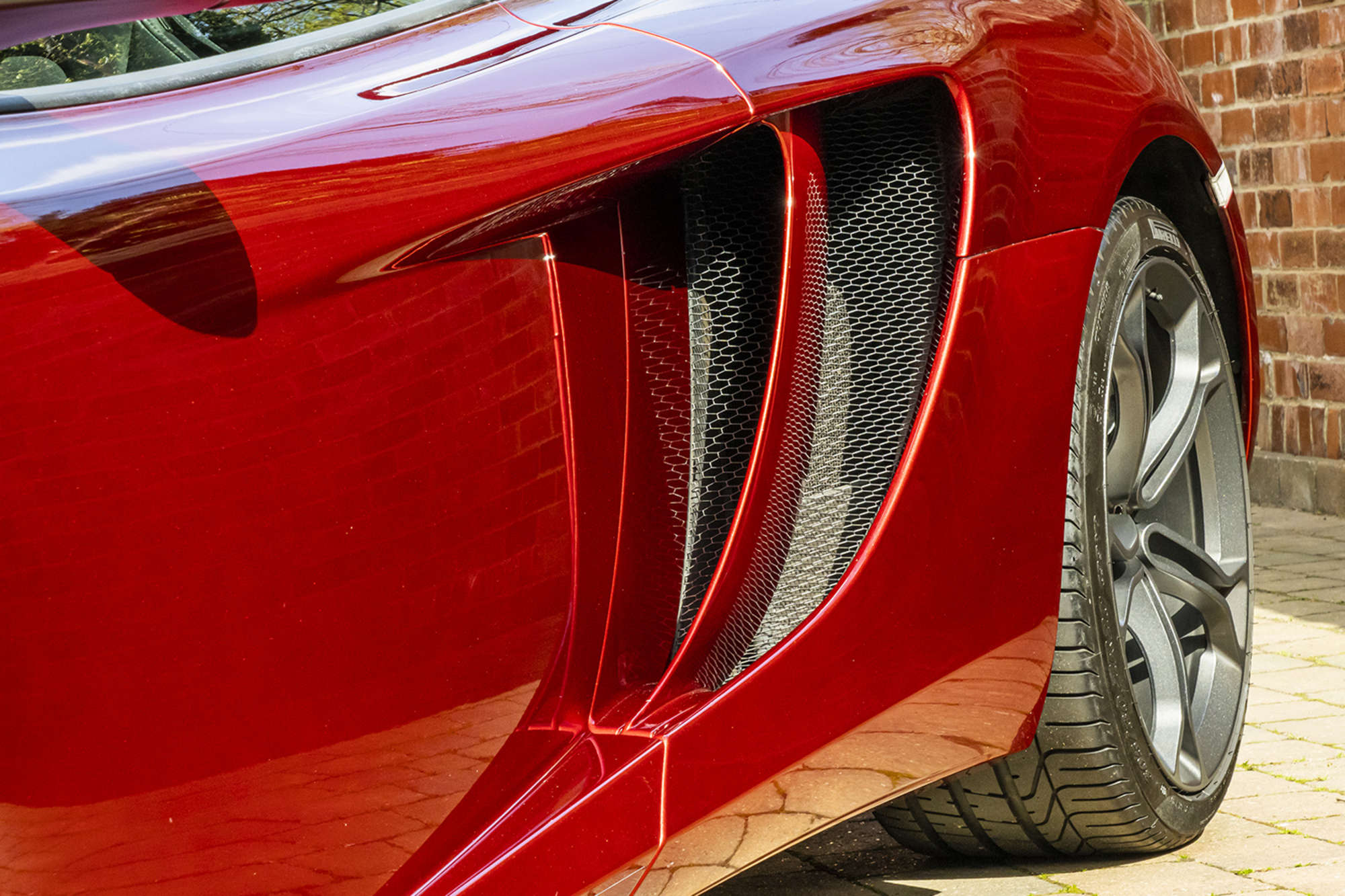 2011 McLaren MP4-12C -Sold