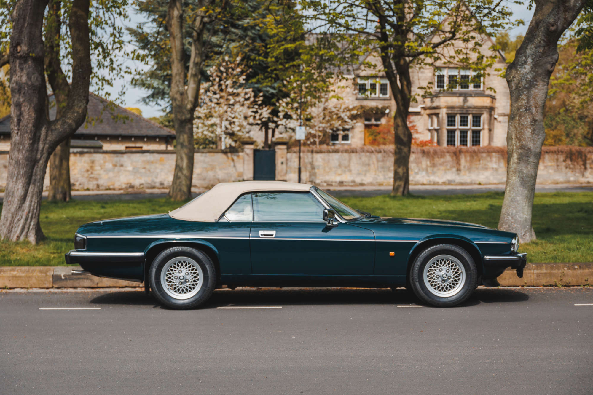 1992 Jaguar XJS 5.3 V12 Convertible-Sold