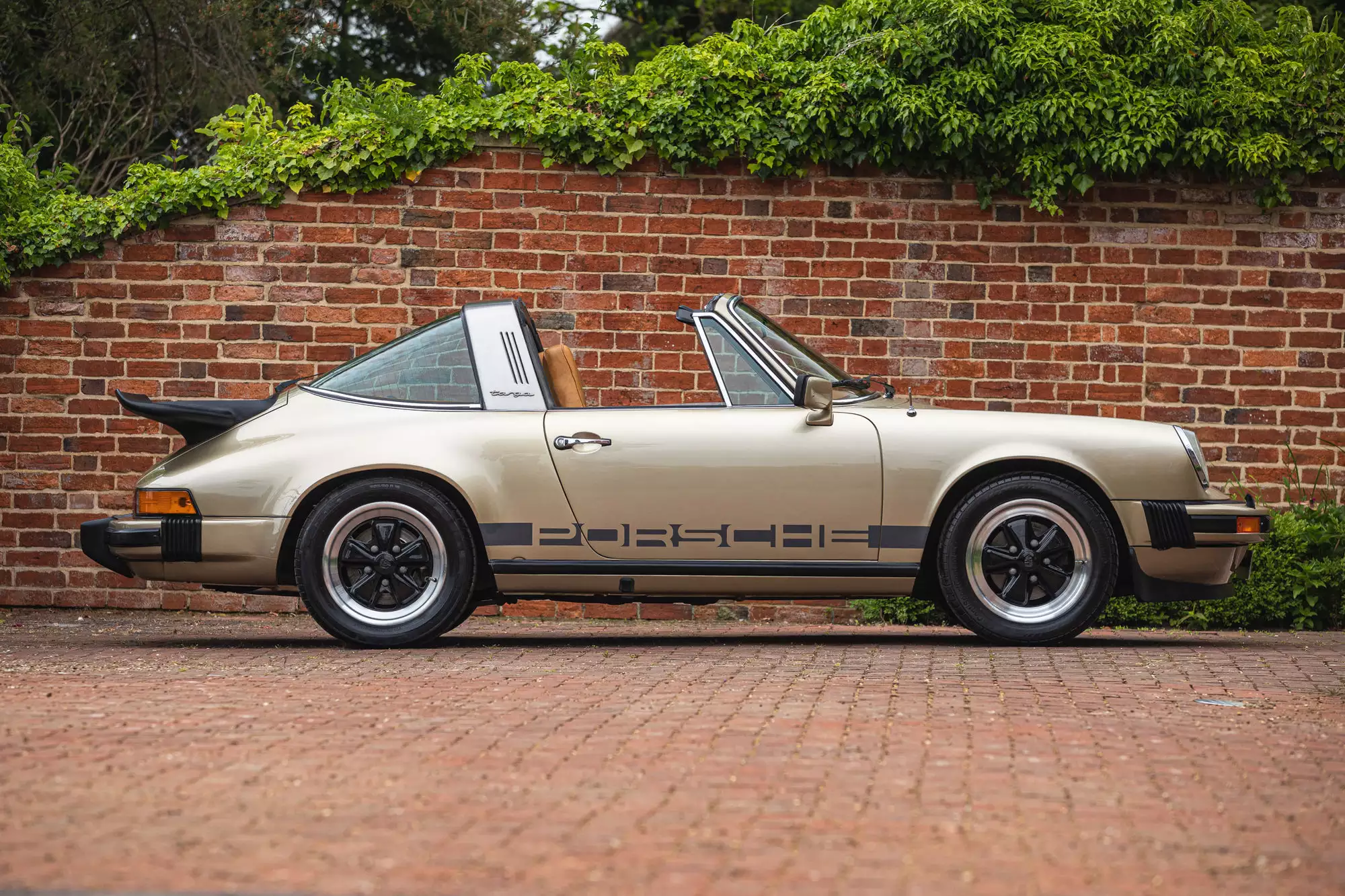 1977 Porsche 911 Carrera 3.0-Litre Targa-Sold