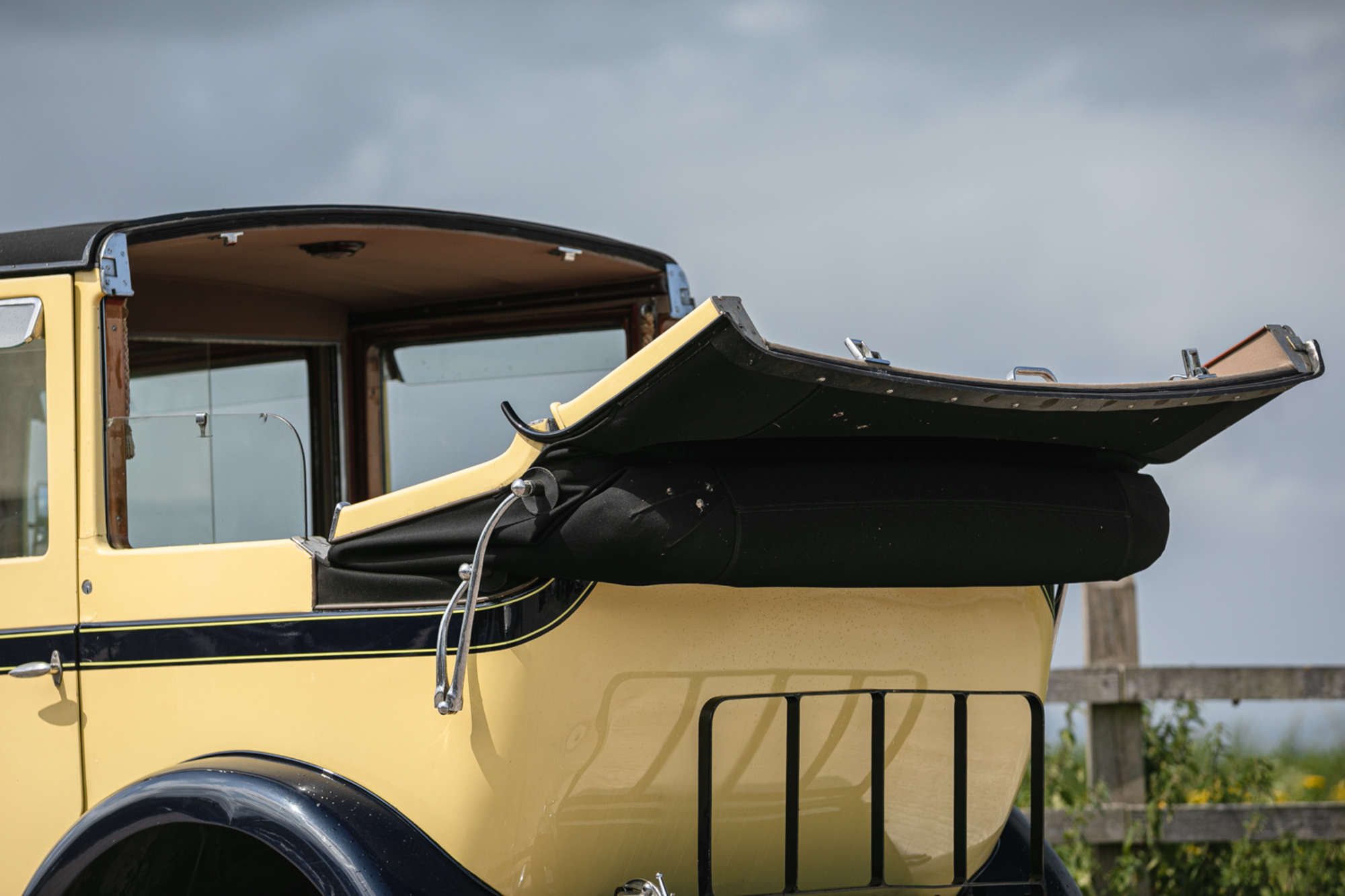 1929 Lanchester 30hp Straight Eight Landaulette-For Sale