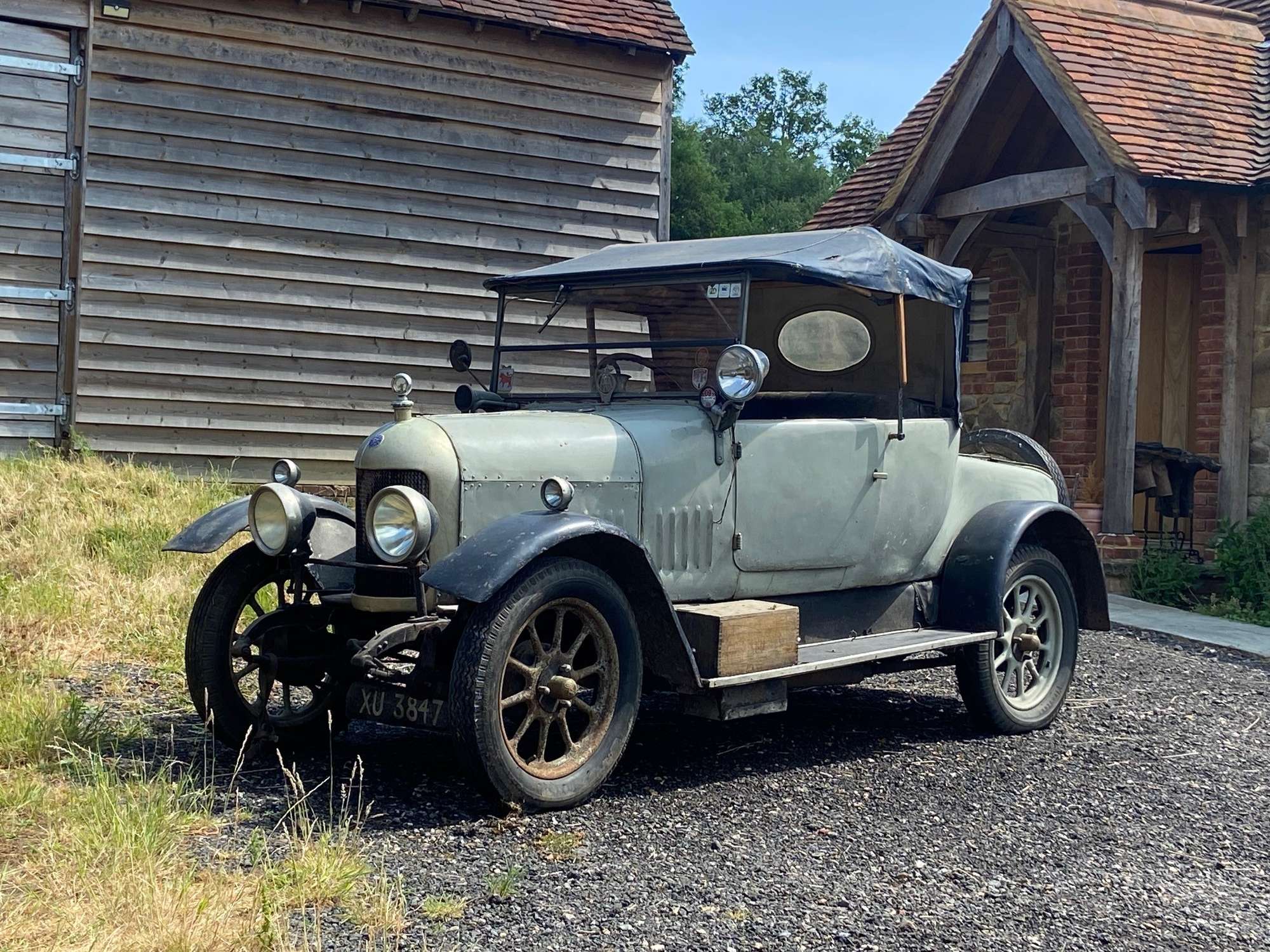 1924 Morris Oxford Bullnose Two-Seater with Dickey-Sold