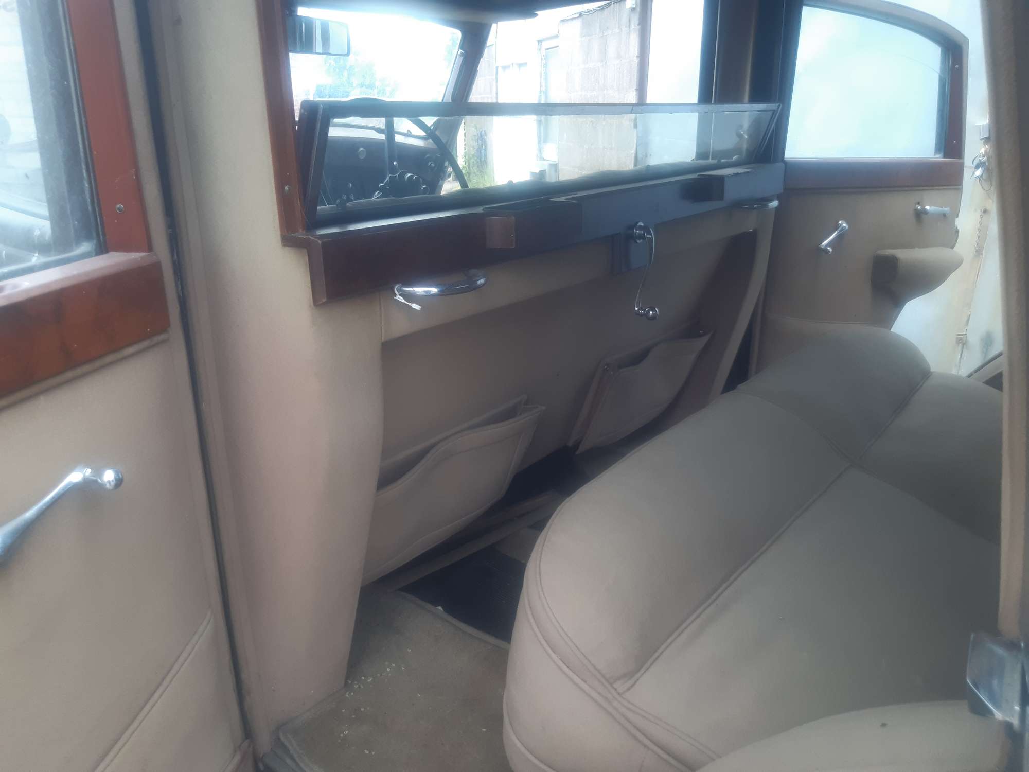 1936 Rolls-Royce Thrupp & Maberly 25/30 Sports Saloon-Sold