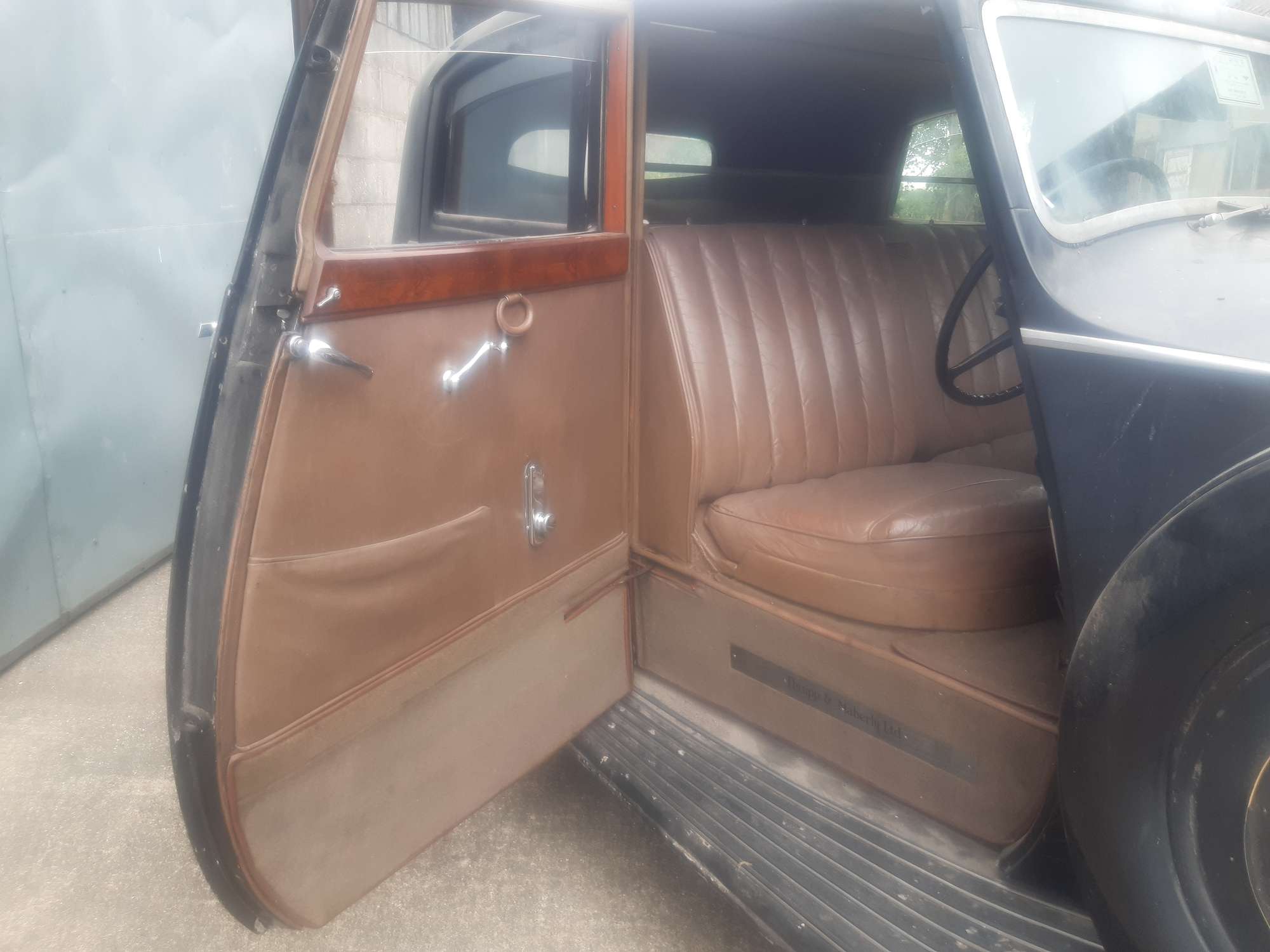 1936 Rolls-Royce Thrupp & Maberly 25/30 Sports Saloon-Sold