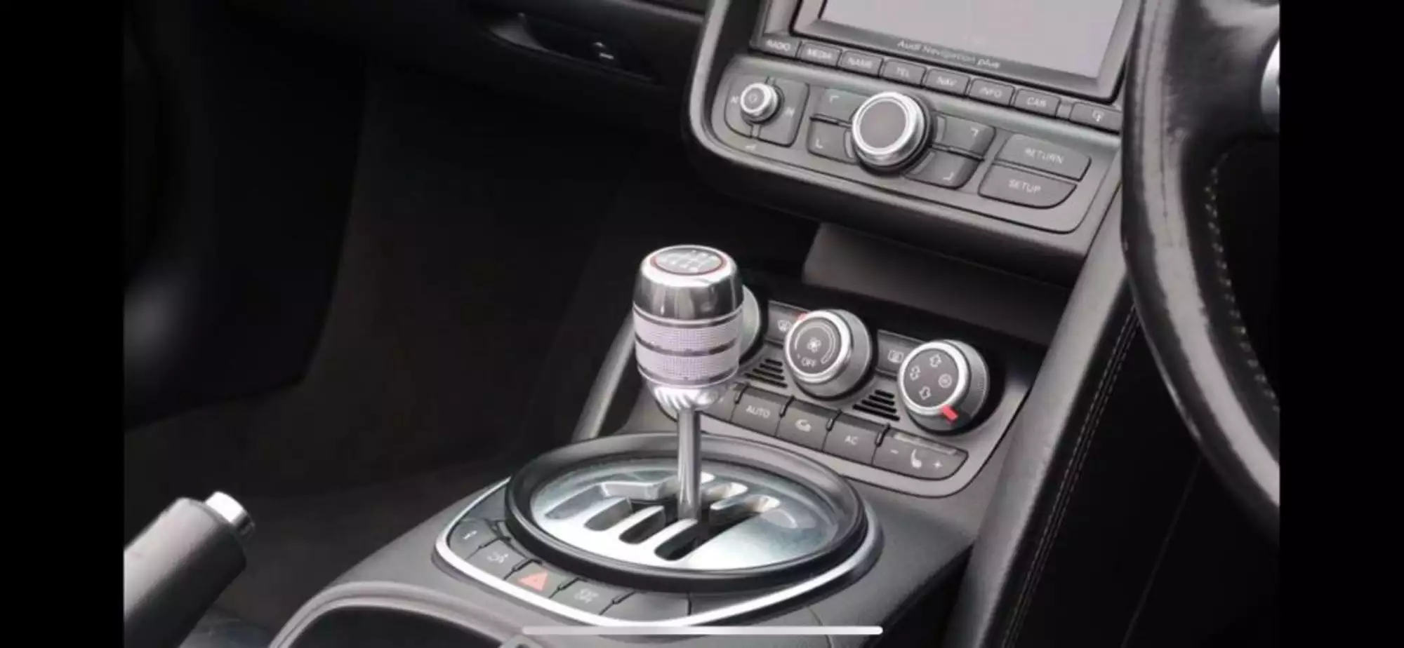 2010 Audi R8 Spyder Quattro V10  - Manual-For Sale