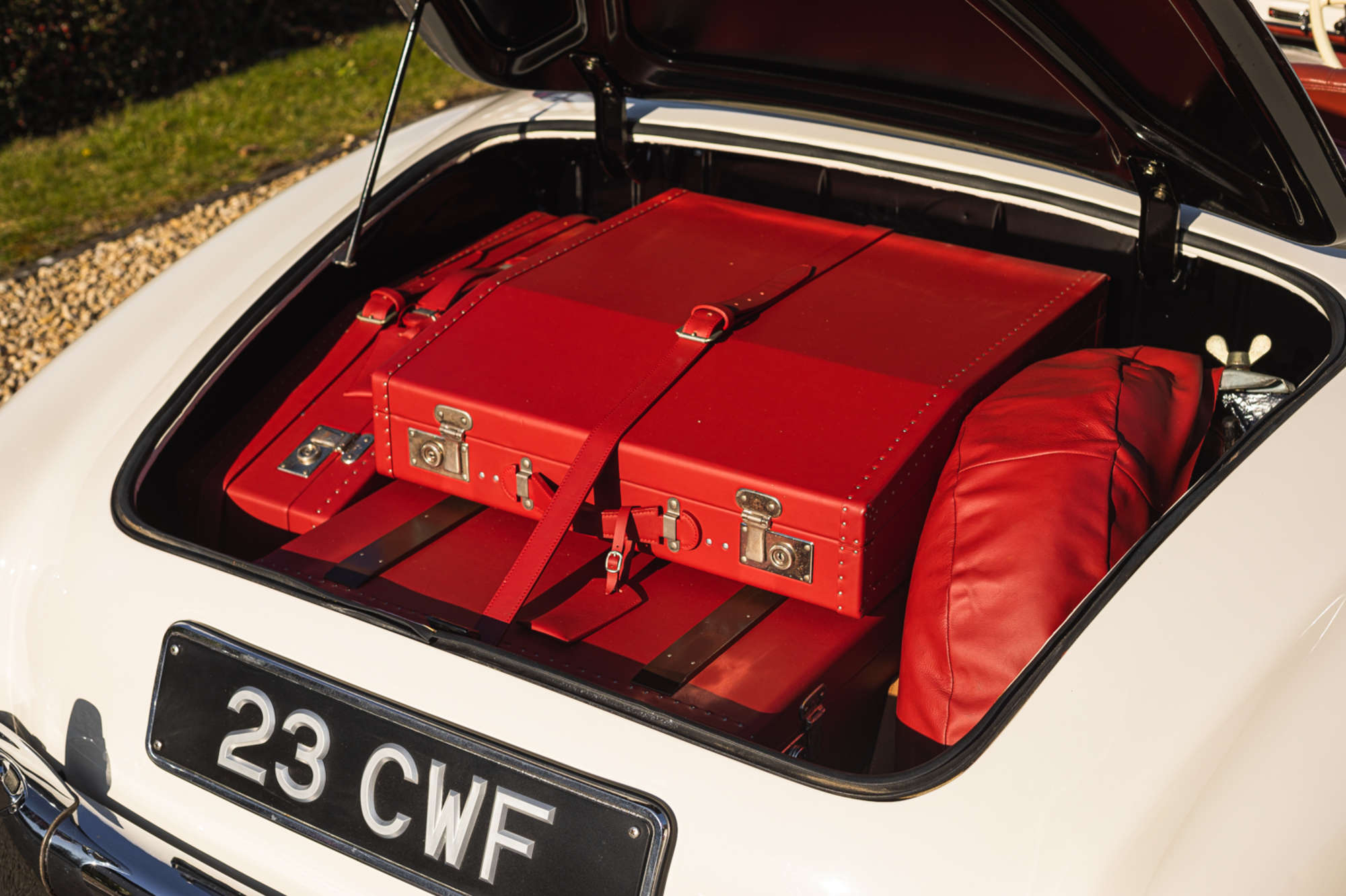 1962 Mercedes-Benz 190 SL - Right-Hand Drive - 17,000 miles -Sold