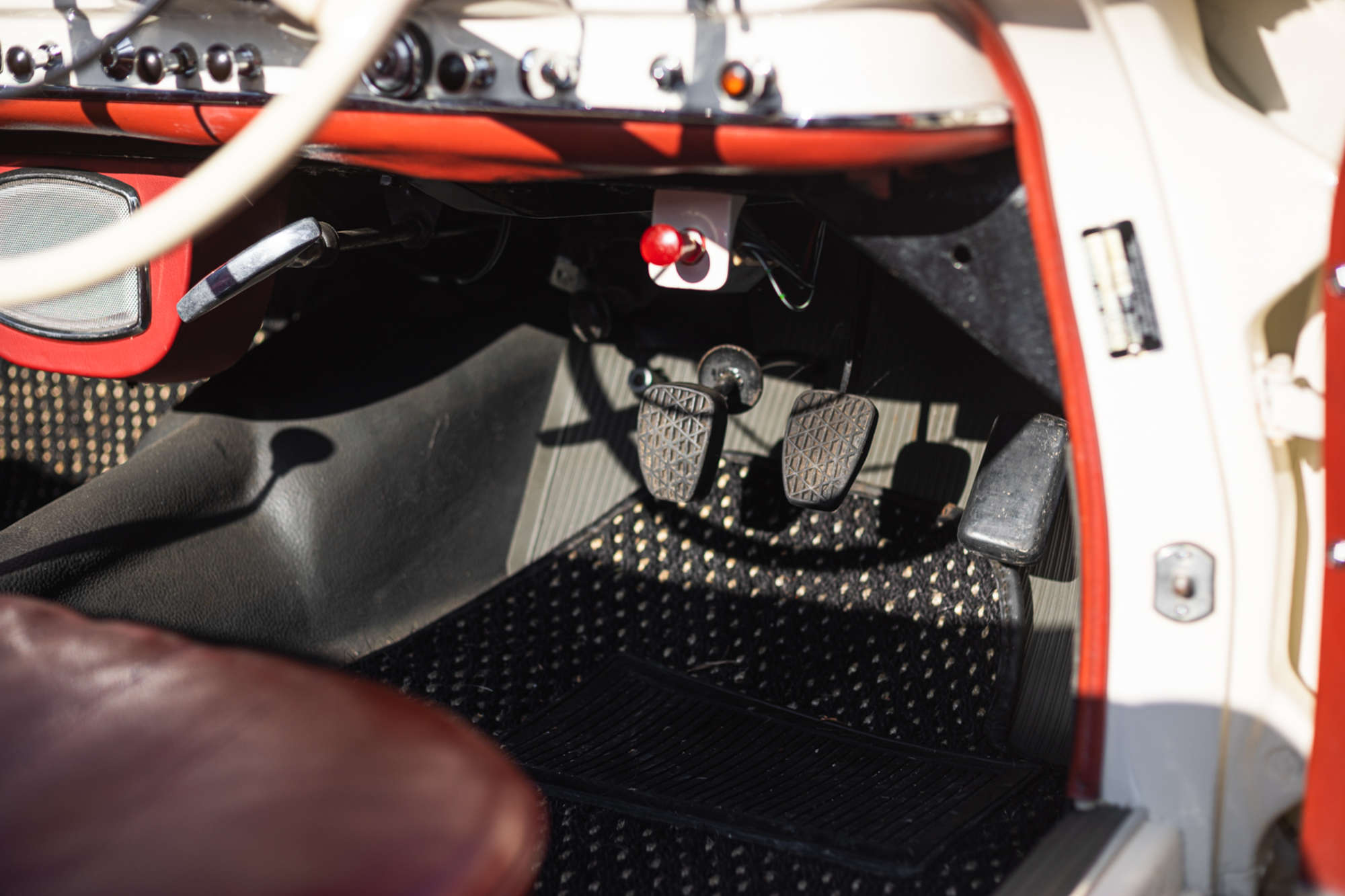 1962 Mercedes-Benz 190 SL - Right-Hand Drive - 17,000 miles -Sold