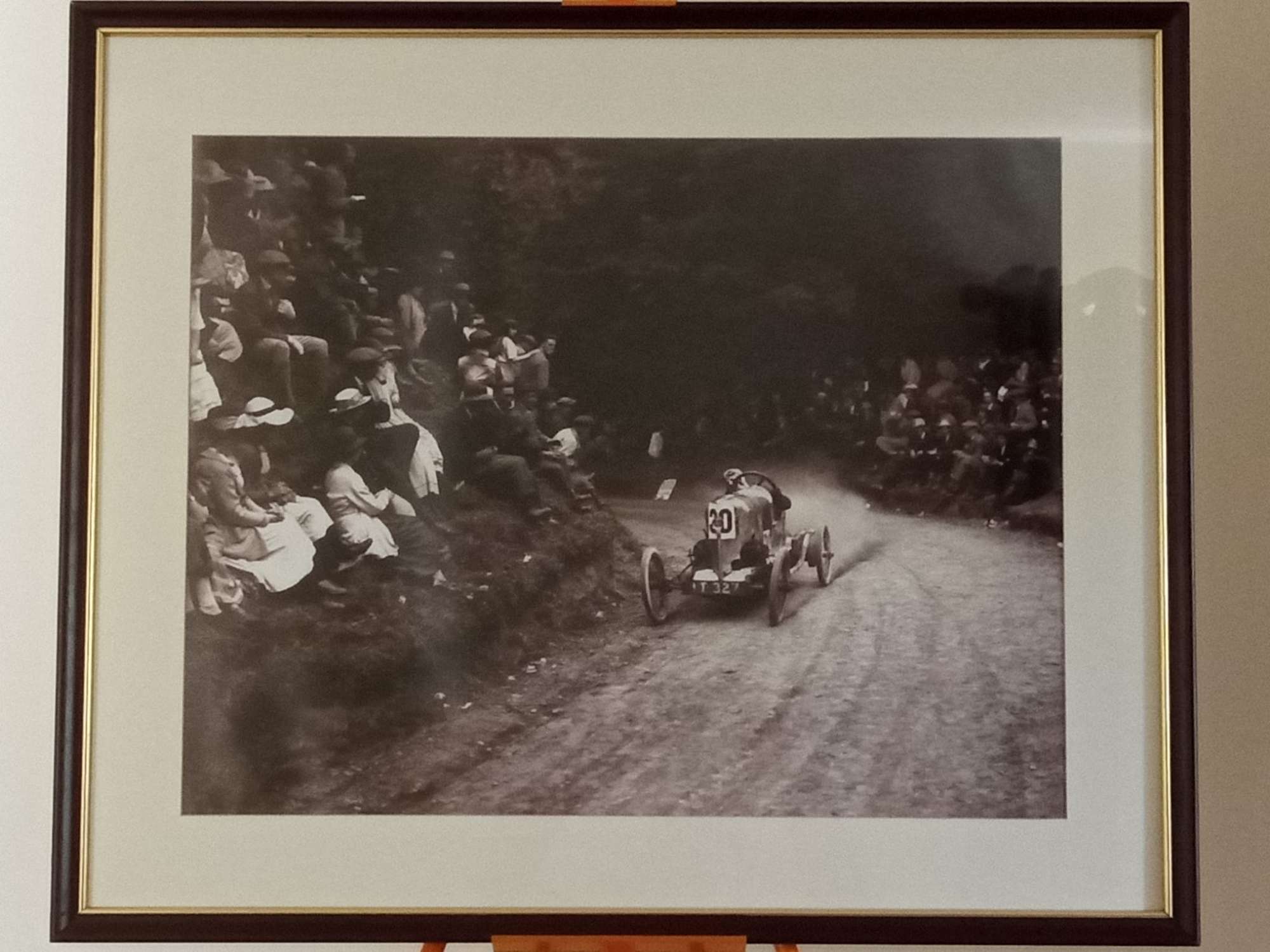 Basil Davenport Attacking the Hill at Shelsley Walsh 