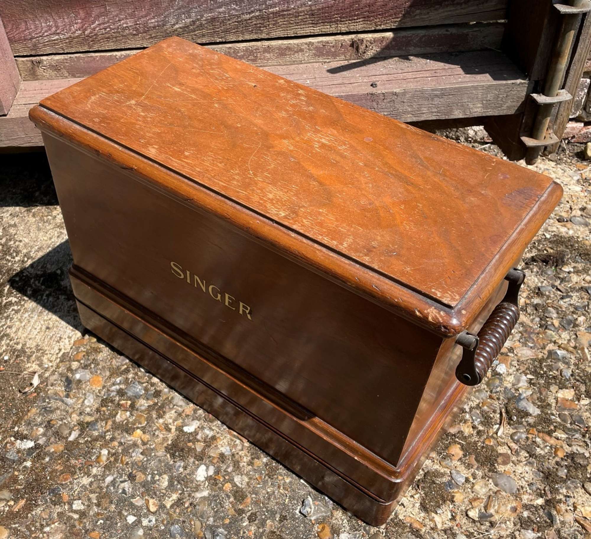 Antique (Circa 1920s) Crank-Handle Singer Sewing Machine in Box 
