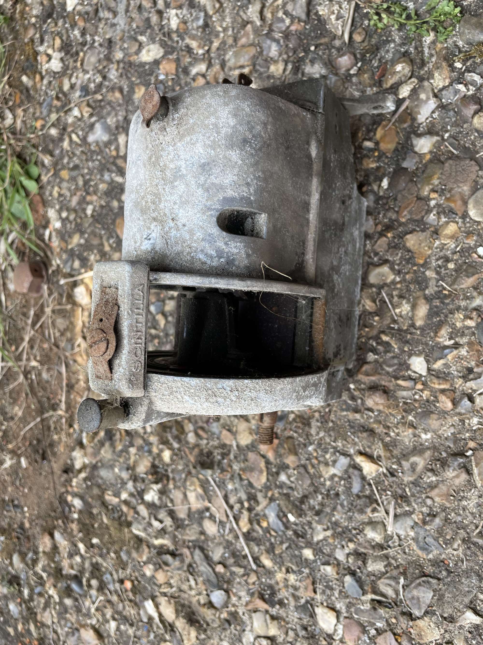 A Pair of Scintilla MN4 Magnetos 