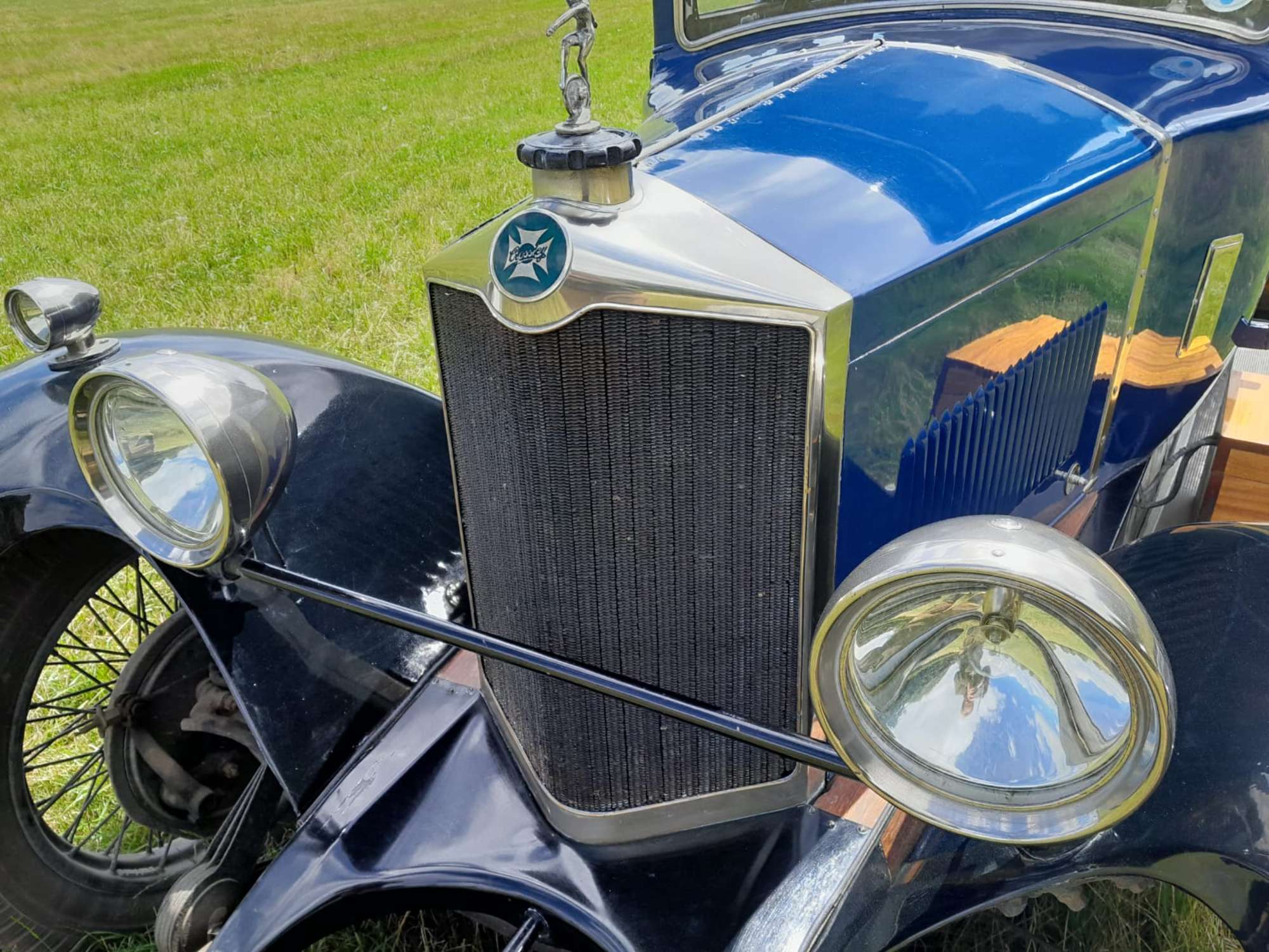 1930 Crossley 15.7 'Delux' Six-Light Shelsley Saloon-For Sale