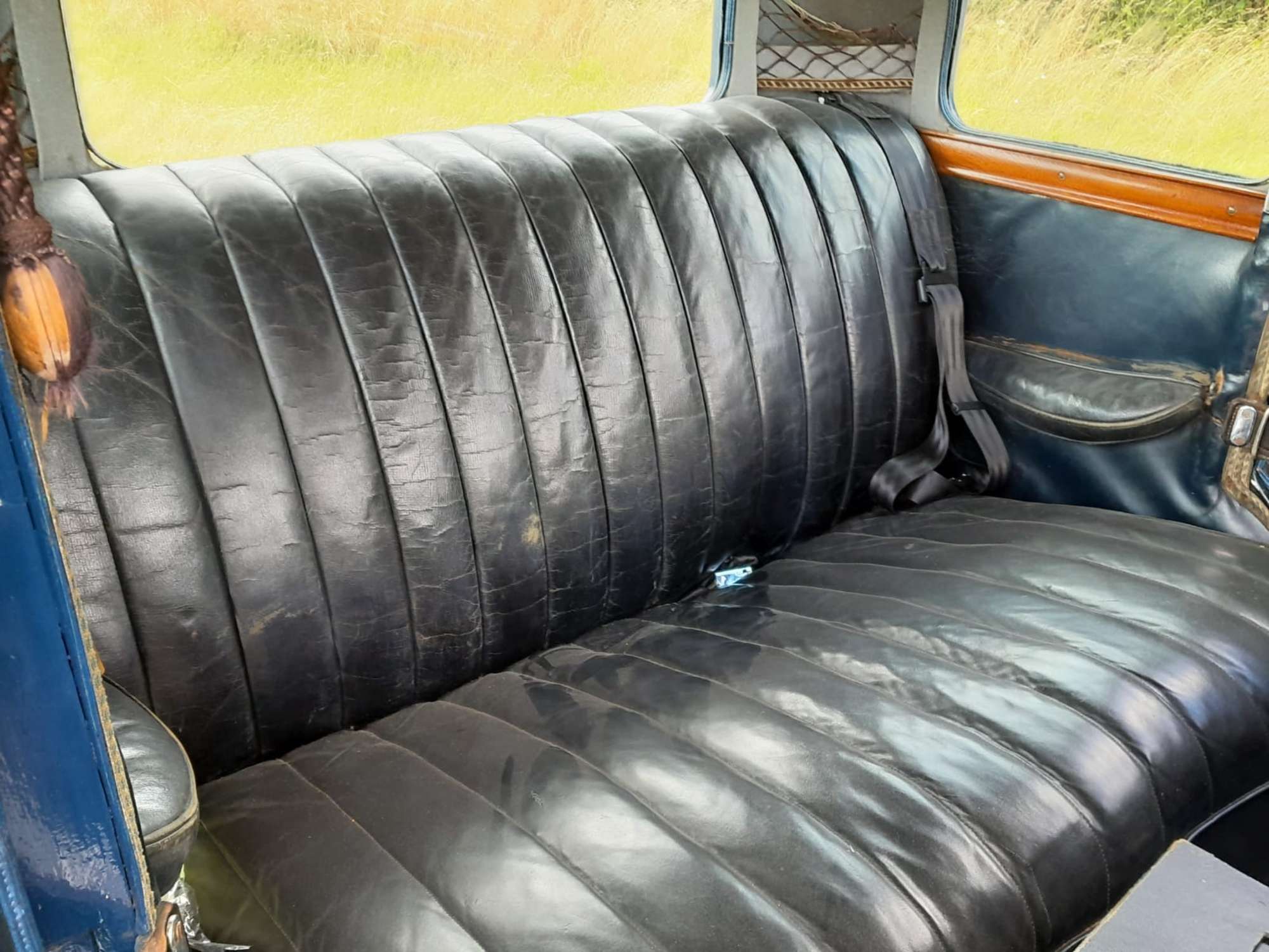 1930 Crossley 15.7 'Delux' Six-Light Shelsley Saloon-For Sale