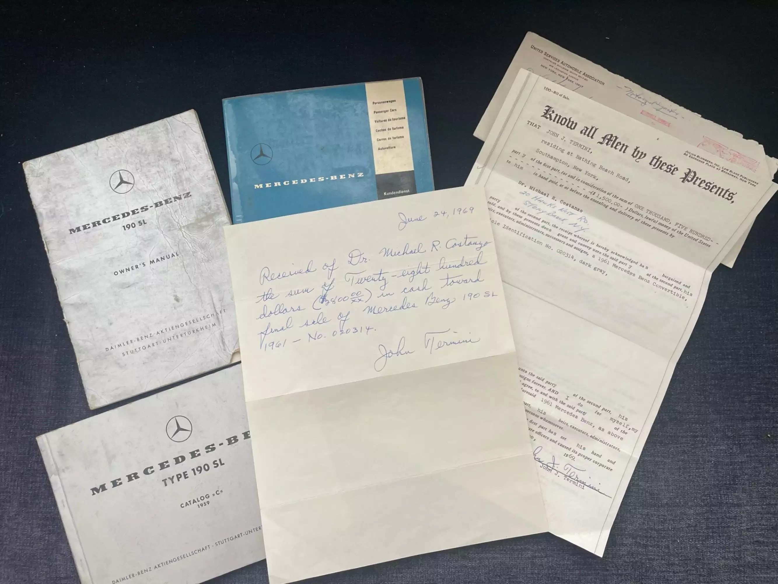 1961 Mercedes-Benz 190 SL-Sold