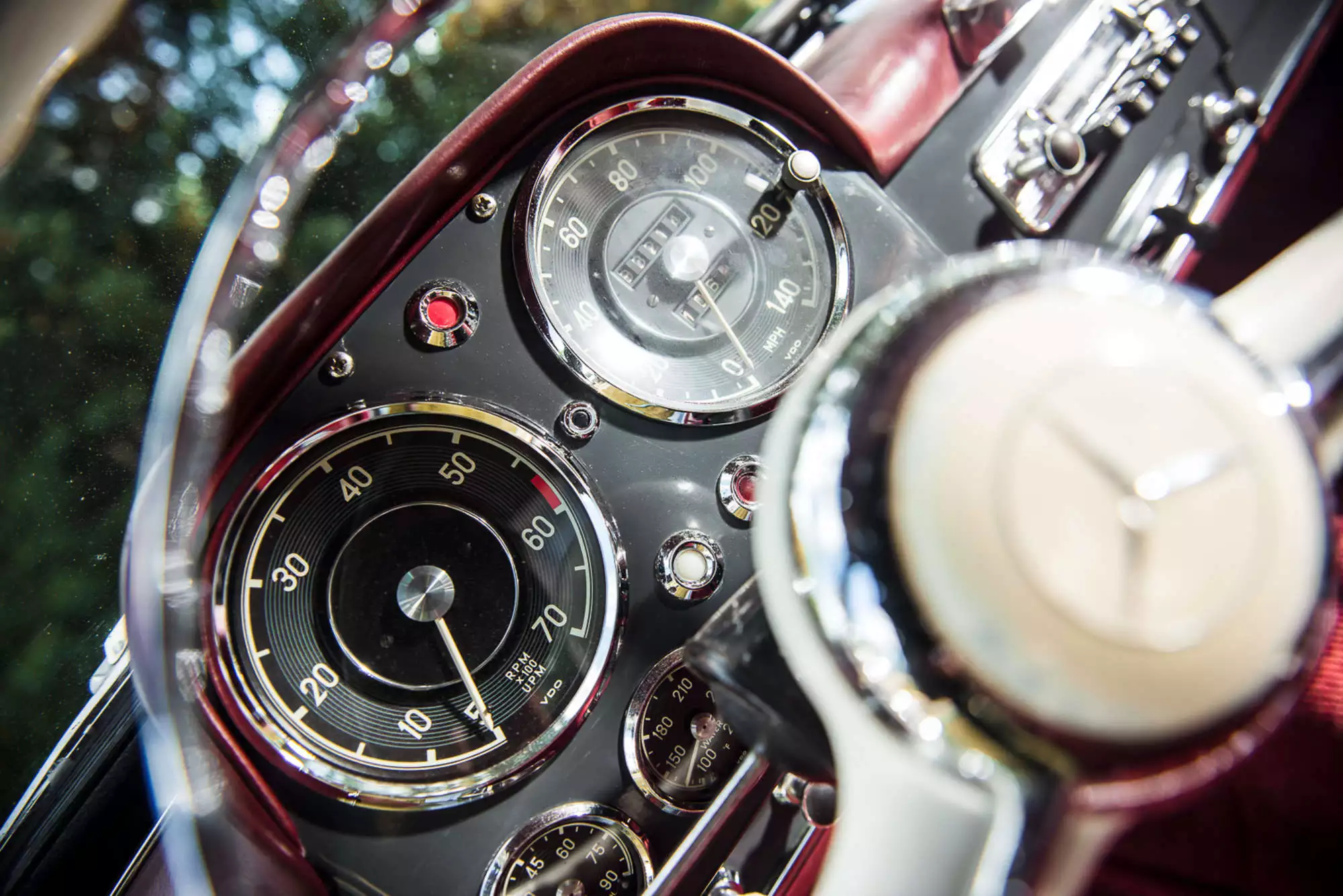 1961 Mercedes-Benz 190 SL-Sold