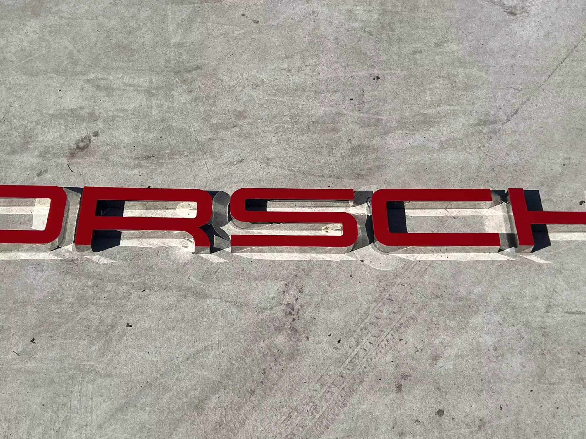 Large 3.5m Illuminated Porsche-Style Outdoor Dealership Sign