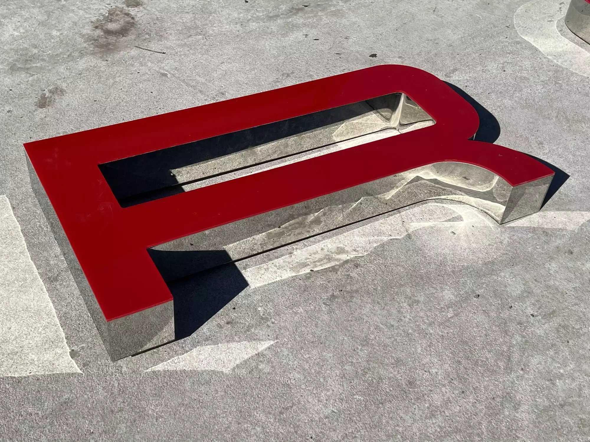 Large 3.5m Illuminated Porsche-Style Outdoor Dealership Sign