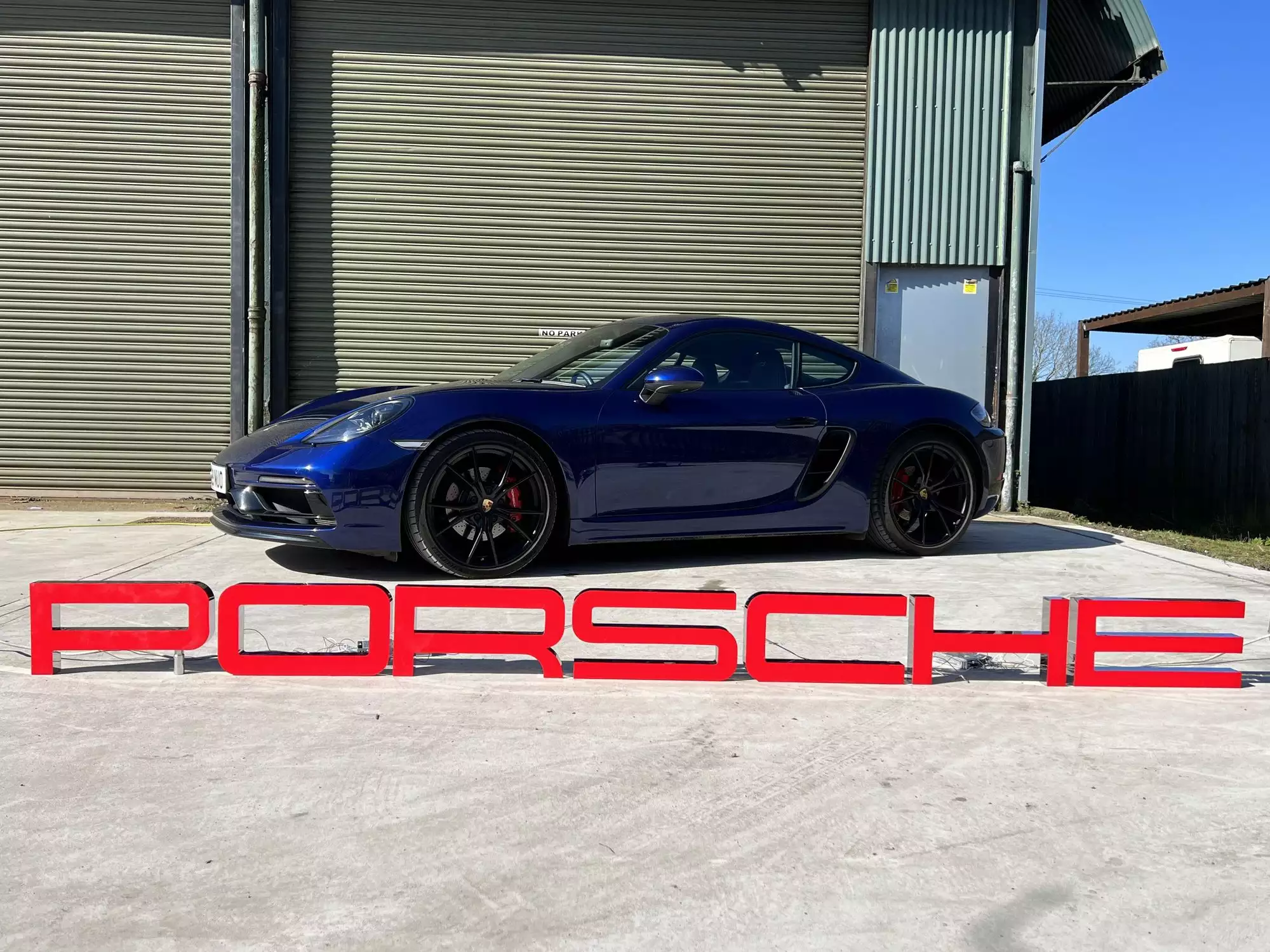Large 3.5m Illuminated Porsche-Style Outdoor Dealership Sign